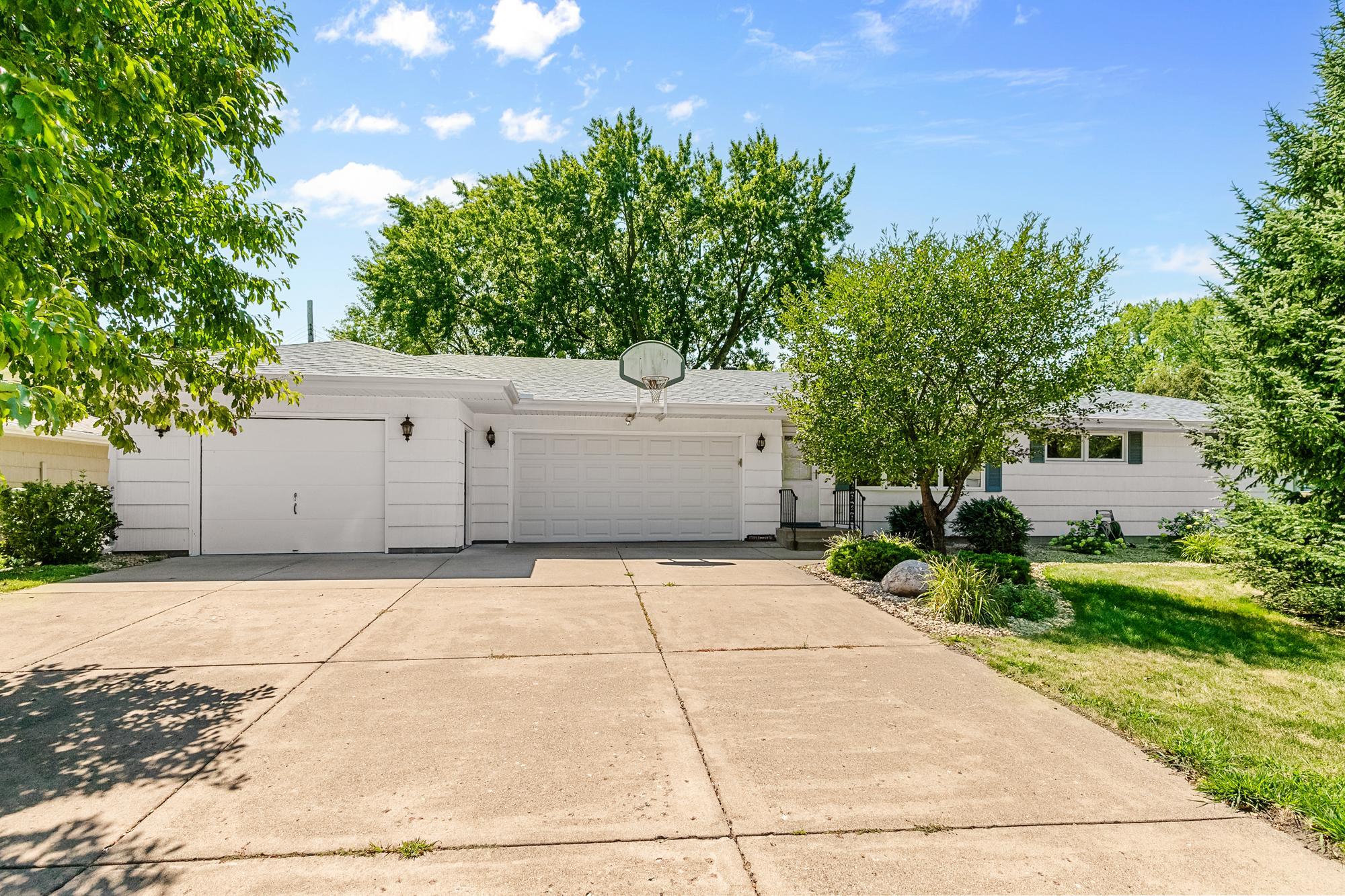 View of Residential at 1791 Emerald Drive, New Brighton MN 55112, New Brighton (32 of 48) - Mike Wilen | Minnesota Team Real Estate