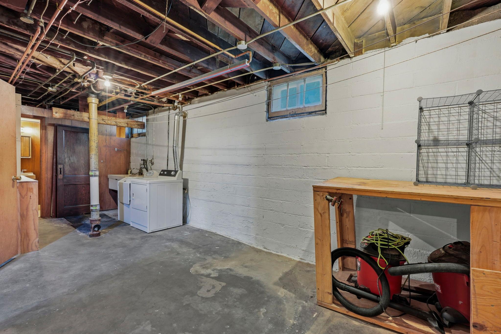 View of Residential at 1006 Earl Street, Saint Paul MN 55106, Saint Paul (22 of 28) - Mike Wilen | Minnesota Team Real Estate