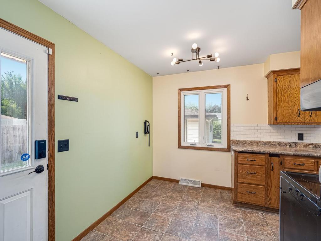 View of Residential at 6231 Quail Avenue, Brooklyn Center MN 55429, Brooklyn Center (16 of 26) - Mike Wilen | Minnesota Team Real Estate