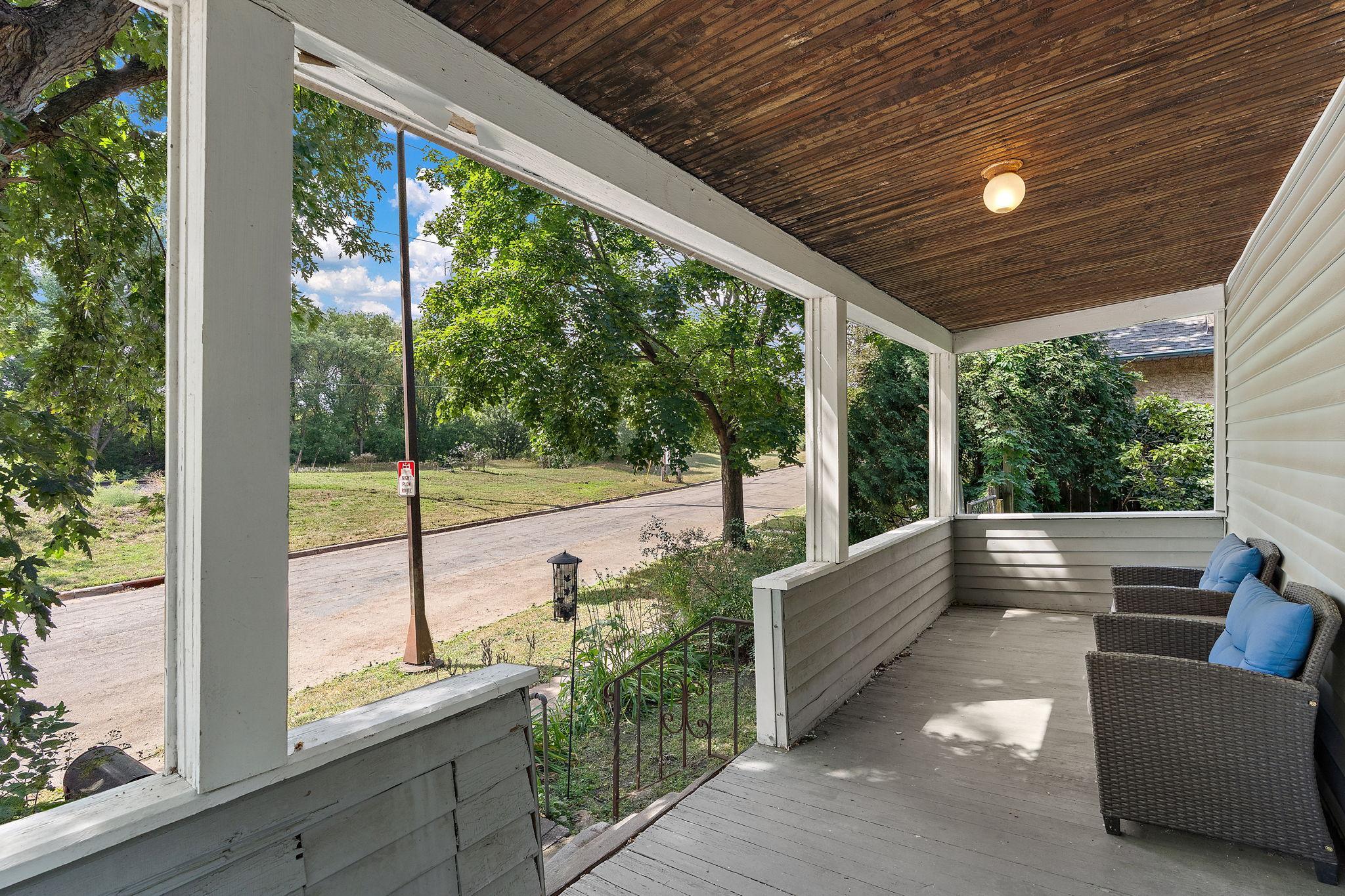 View of Residential at 891 Benhill Road, Saint Paul MN 55105, Saint Paul (7 of 24) - Mike Wilen | Minnesota Team Real Estate
