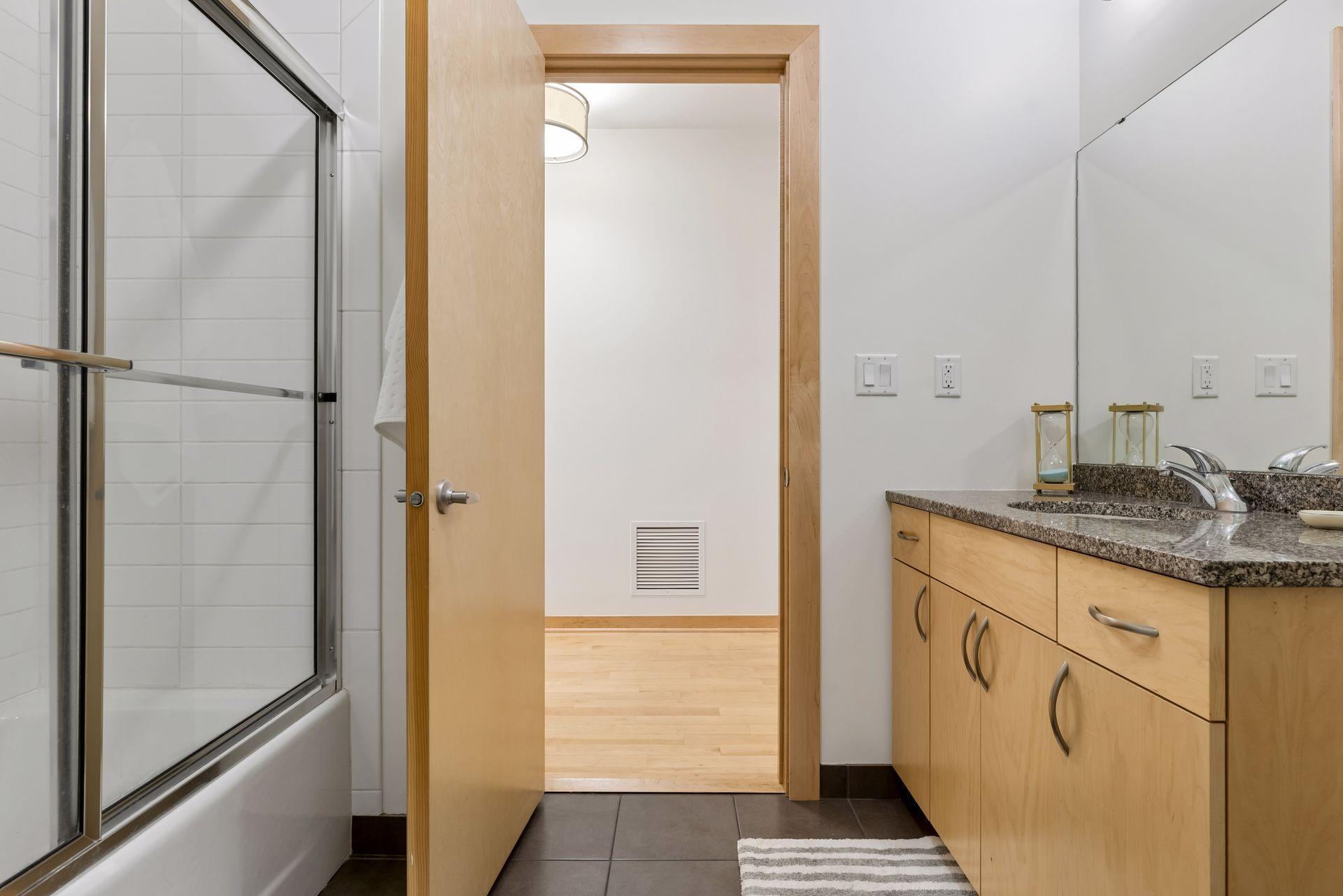 View of Residential at 1120 2nd Street #102, Minneapolis MN 55415, Minneapolis (22 of 44) - Mike Wilen | Minnesota Team Real Estate