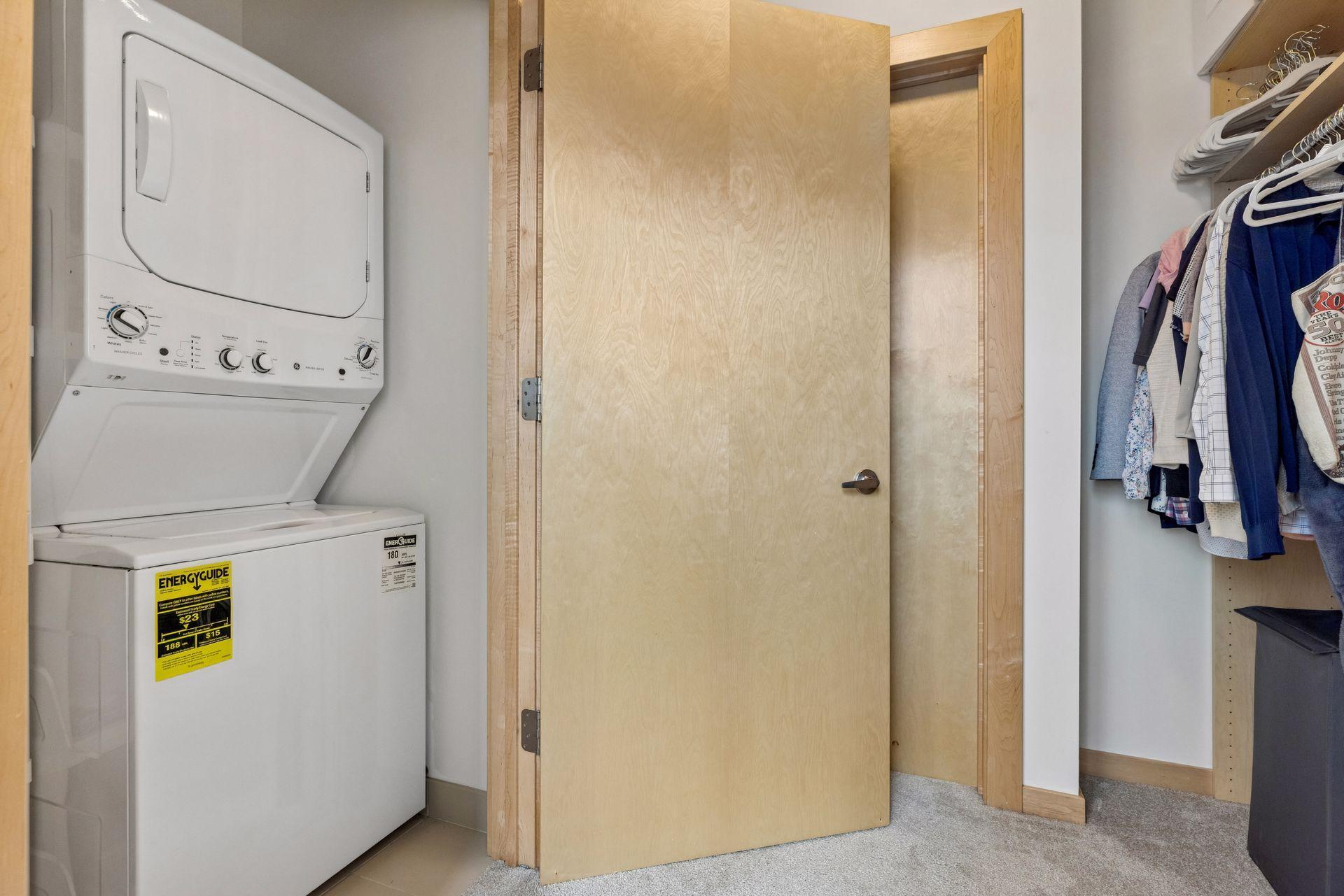 View of Residential at 1120 2nd Street #102, Minneapolis MN 55415, Minneapolis (23 of 44) - Mike Wilen | Minnesota Team Real Estate