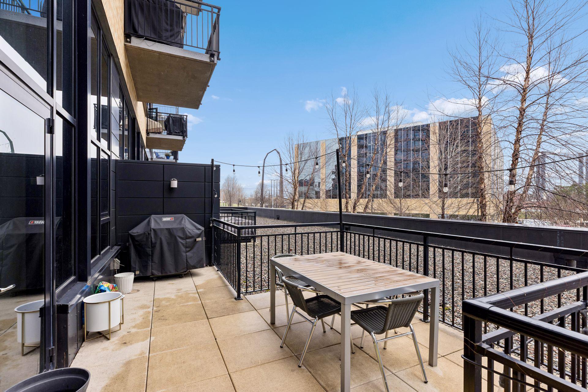 View of Residential at 1120 2nd Street #102, Minneapolis MN 55415, Minneapolis (32 of 44) - Mike Wilen | Minnesota Team Real Estate