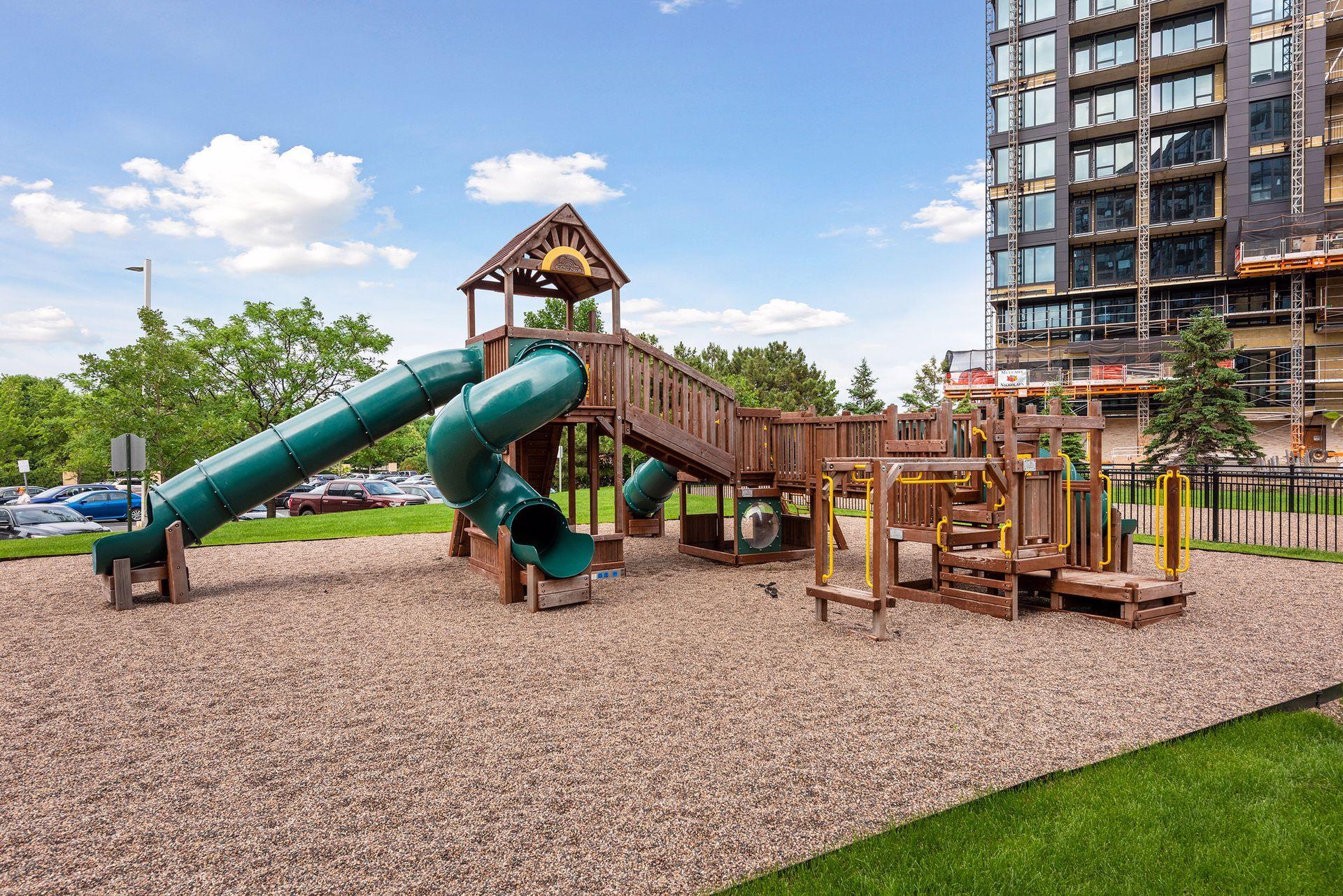 View of Residential at 1120 2nd Street #102, Minneapolis MN 55415, Minneapolis (41 of 44) - Mike Wilen | Minnesota Team Real Estate