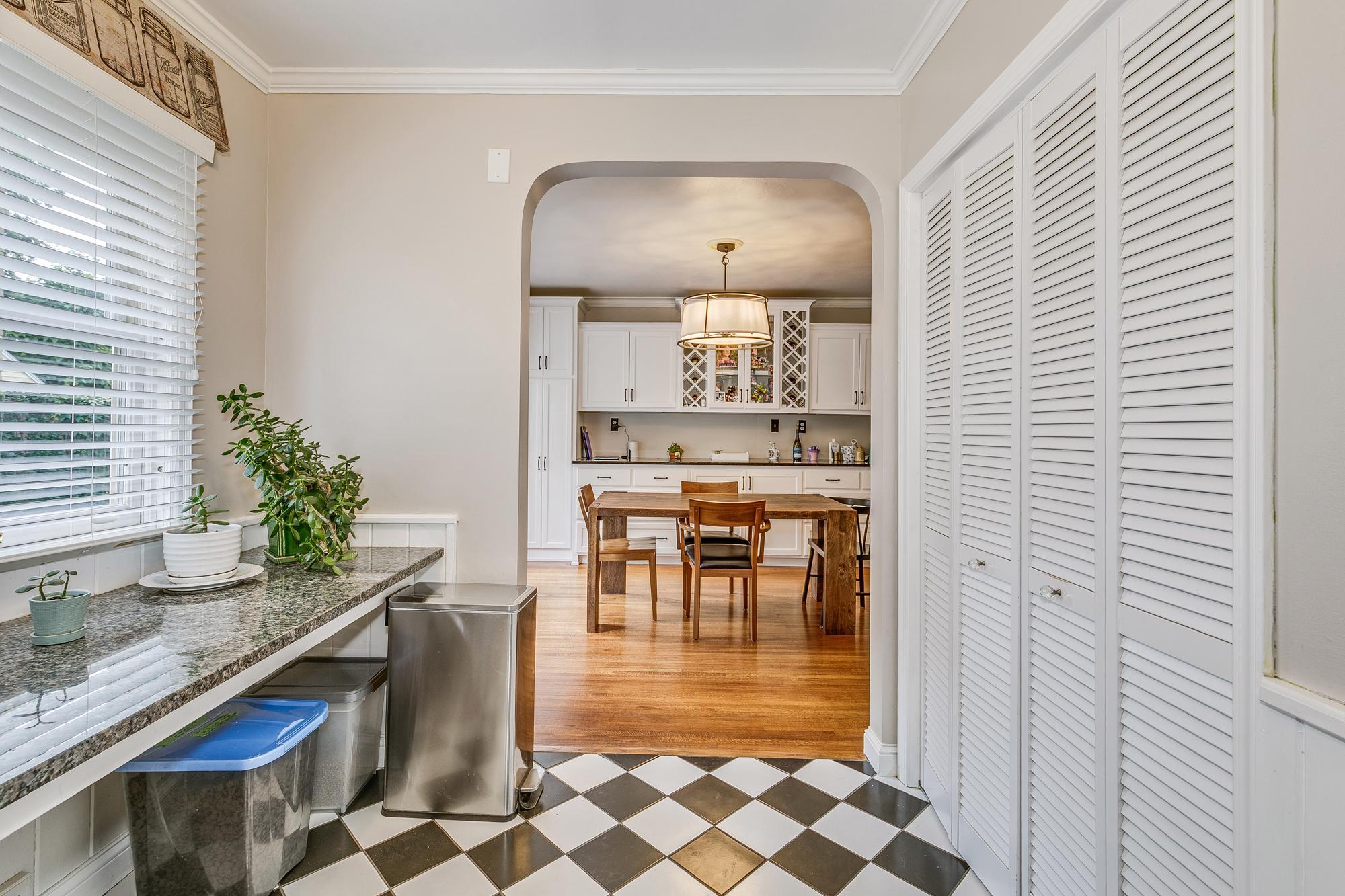 View of Residential at 4354 Browndale Avenue, Saint Louis Park MN 55424, Saint Louis Park (5 of 51) - Mike Wilen | Minnesota Team Real Estate