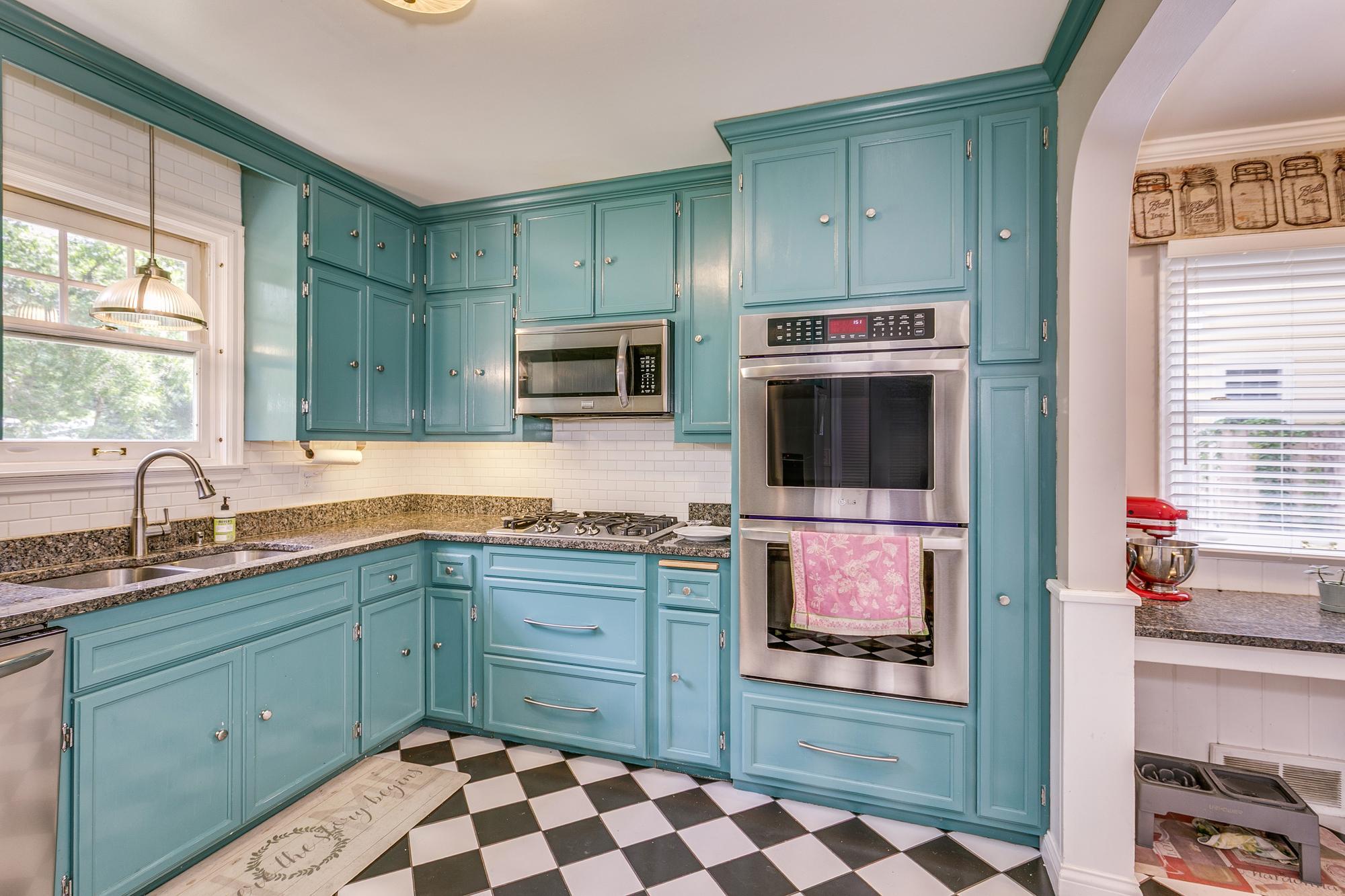 View of Residential at 4354 Browndale Avenue, Saint Louis Park MN 55424, Saint Louis Park (6 of 51) - Mike Wilen | Minnesota Team Real Estate