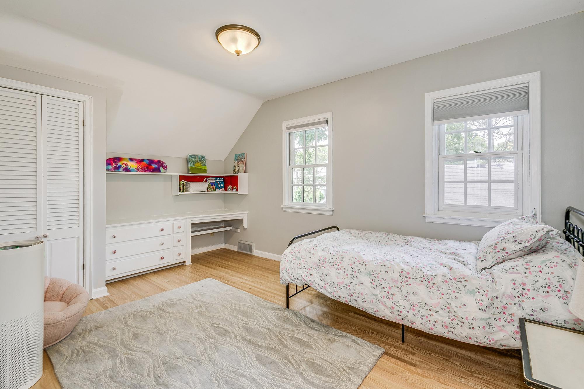 View of Residential at 4354 Browndale Avenue, Saint Louis Park MN 55424, Saint Louis Park (26 of 51) - Mike Wilen | Minnesota Team Real Estate