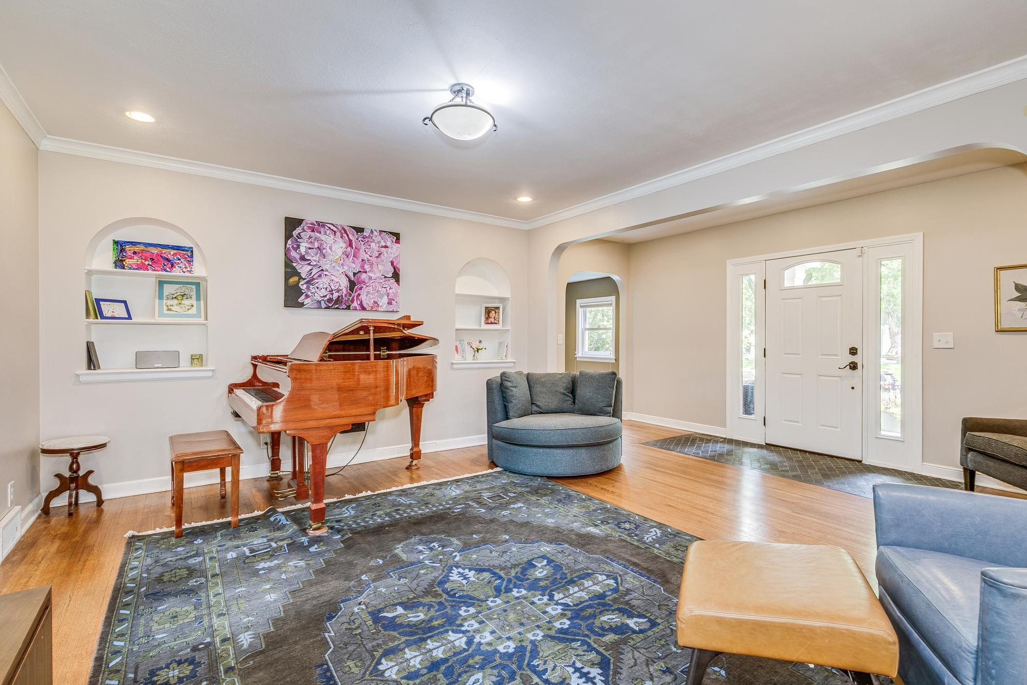 View of Residential at 4354 Browndale Avenue, Saint Louis Park MN 55424, Saint Louis Park (17 of 51) - Mike Wilen | Minnesota Team Real Estate