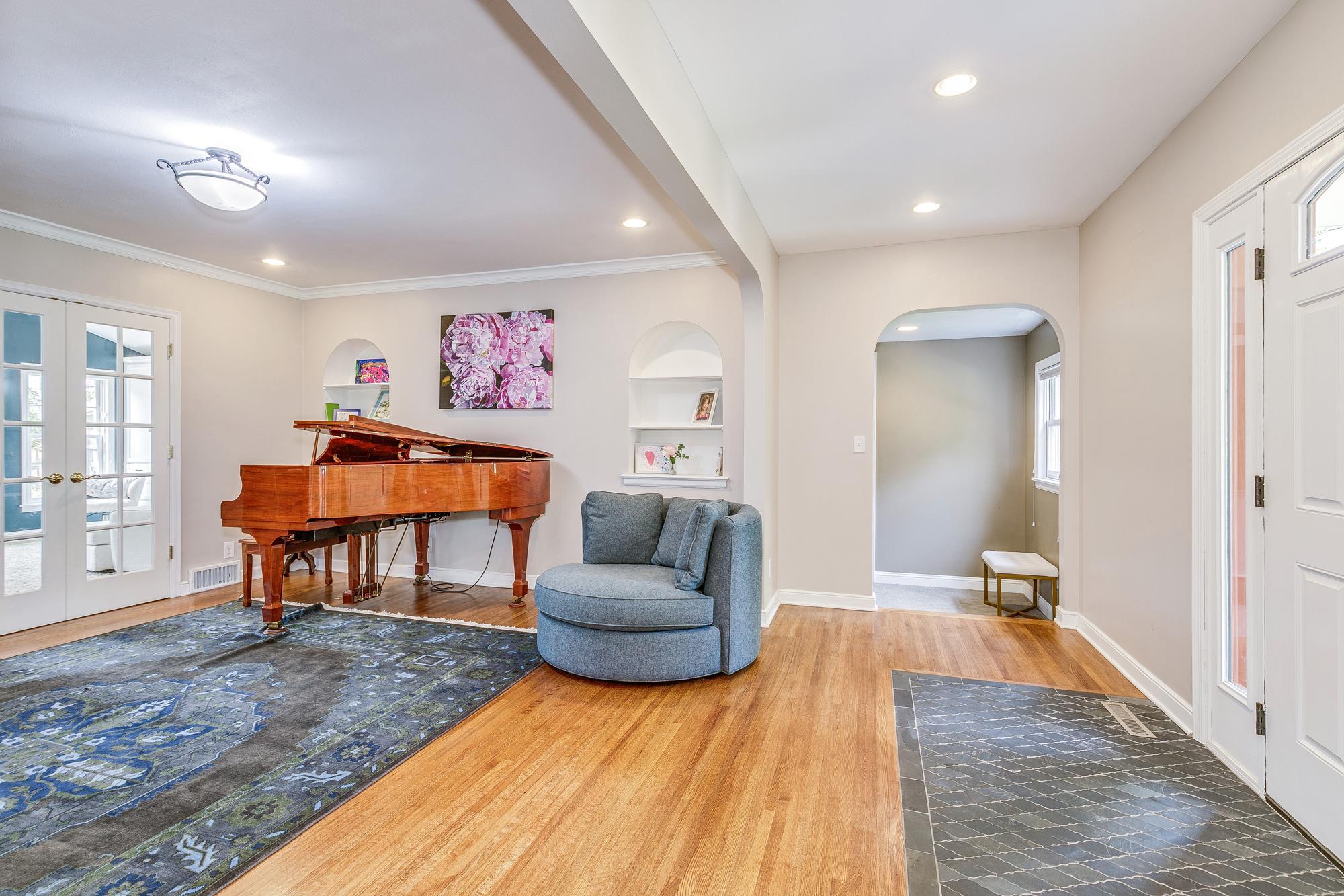 View of Residential at 4354 Browndale Avenue, Saint Louis Park MN 55424, Saint Louis Park (13 of 51) - Mike Wilen | Minnesota Team Real Estate