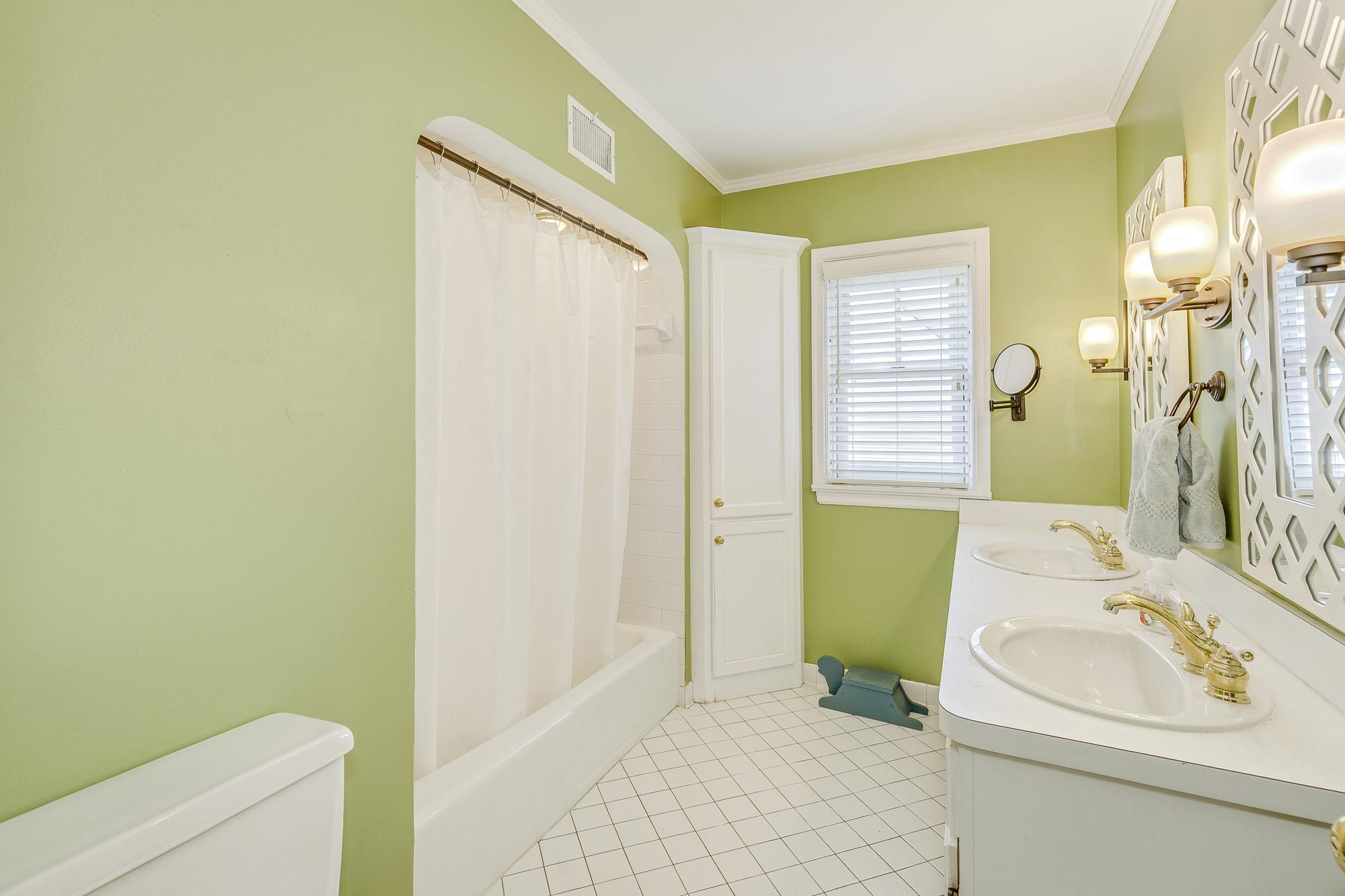 View of Residential at 4354 Browndale Avenue, Saint Louis Park MN 55424, Saint Louis Park (27 of 51) - Mike Wilen | Minnesota Team Real Estate