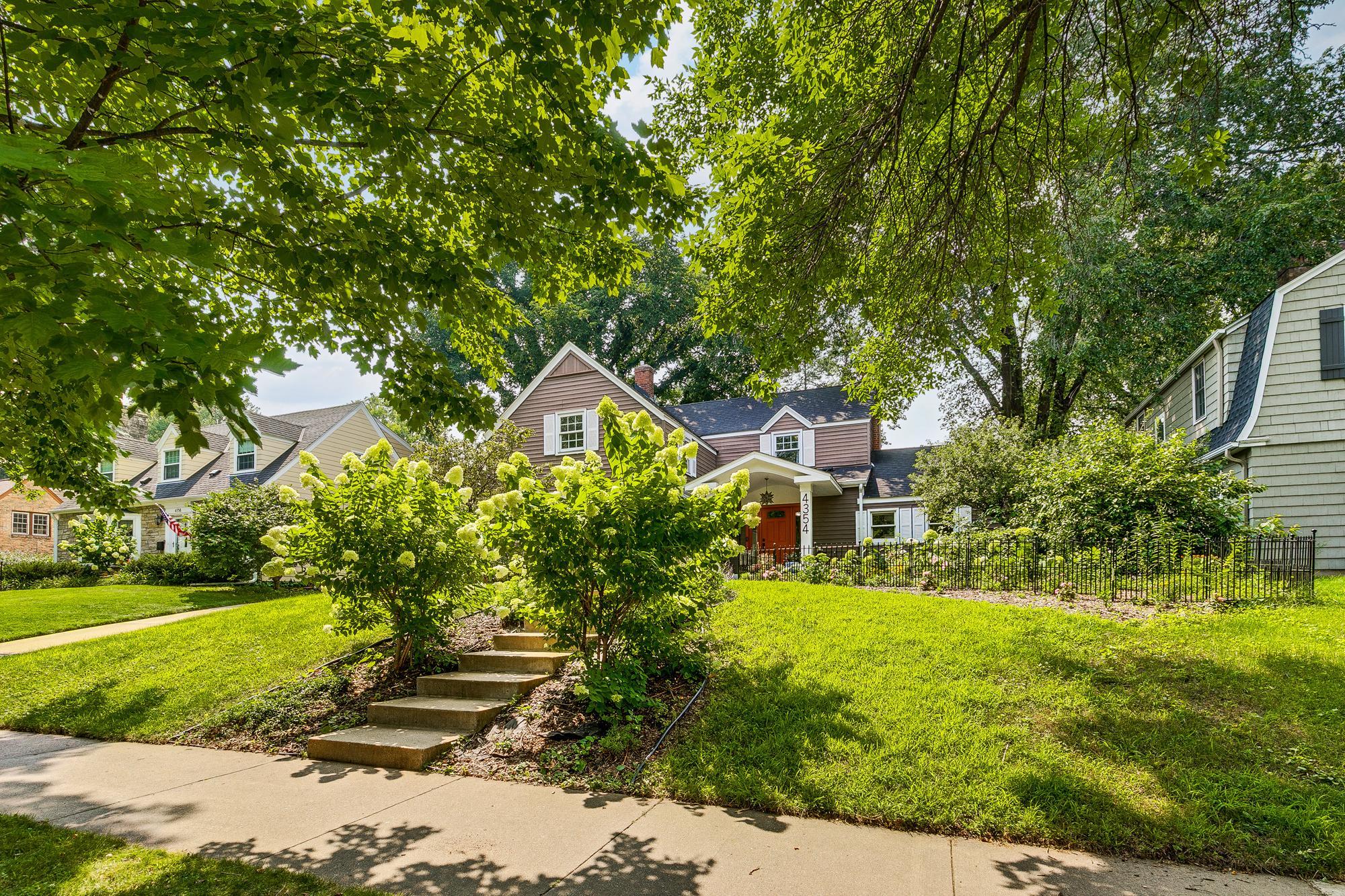 View of Residential at 4354 Browndale Avenue, Saint Louis Park MN 55424, Saint Louis Park (48 of 51) - Mike Wilen | Minnesota Team Real Estate