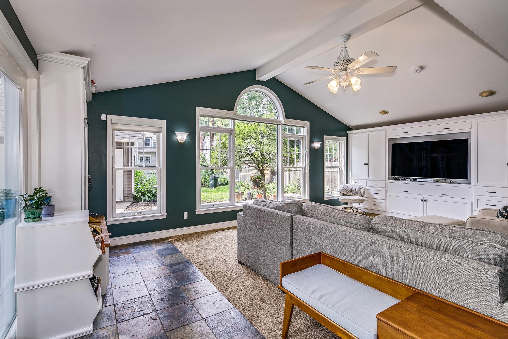 View of Residential at 4354 Browndale Avenue, Saint Louis Park MN 55424, Saint Louis Park (41 of 51) - Mike Wilen | Minnesota Team Real Estate