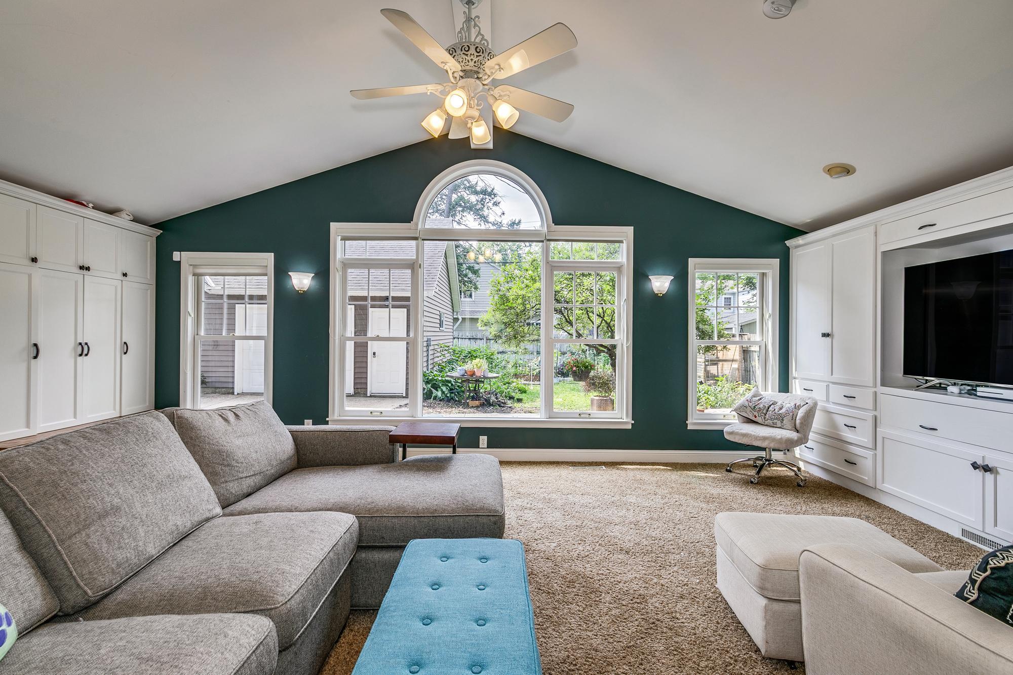 View of Residential at 4354 Browndale Avenue, Saint Louis Park MN 55424, Saint Louis Park (19 of 51) - Mike Wilen | Minnesota Team Real Estate