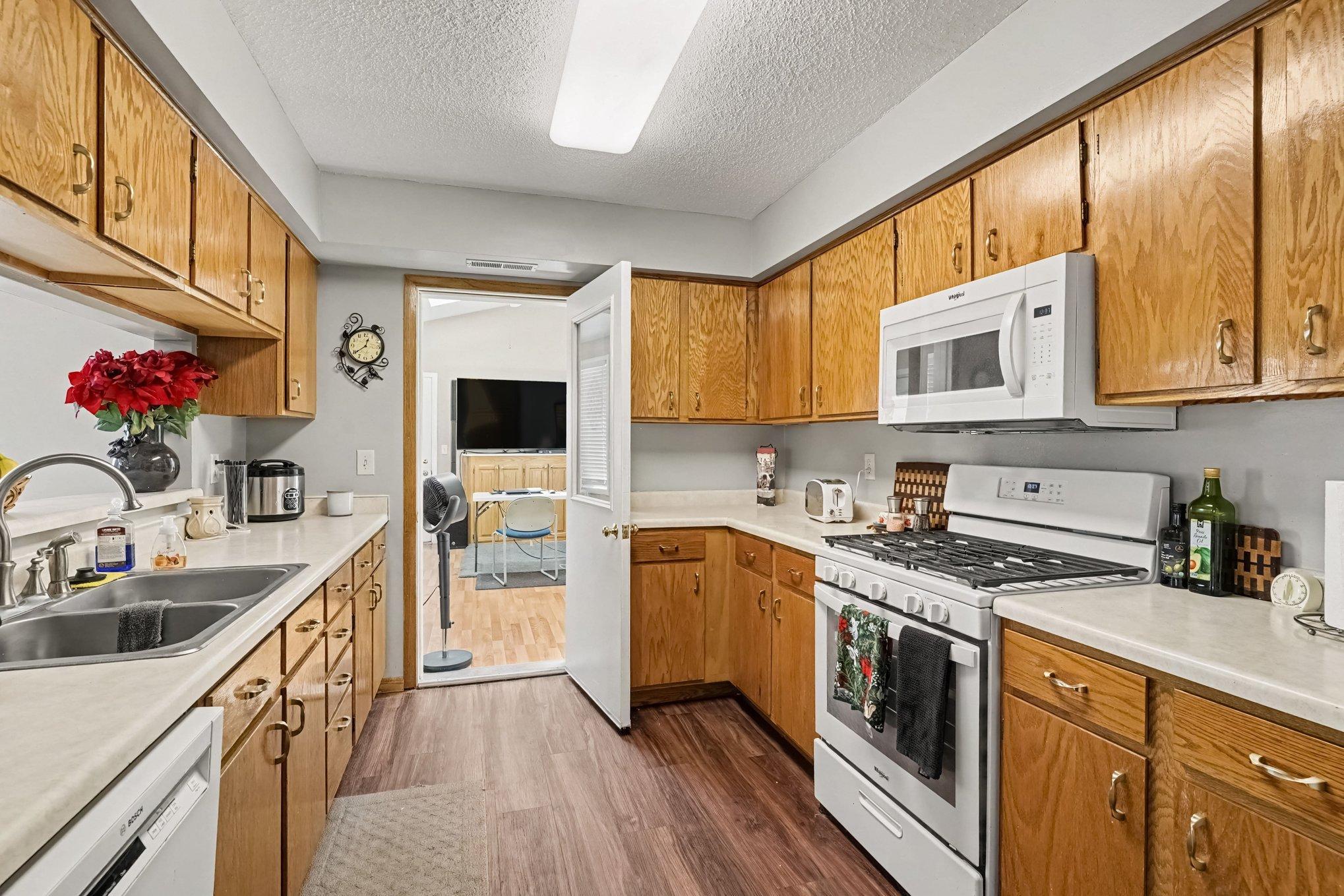 View of Residential at 7714 157th Street, Apple Valley MN 55124, Apple Valley (10 of 26) - Mike Wilen | Minnesota Team Real Estate