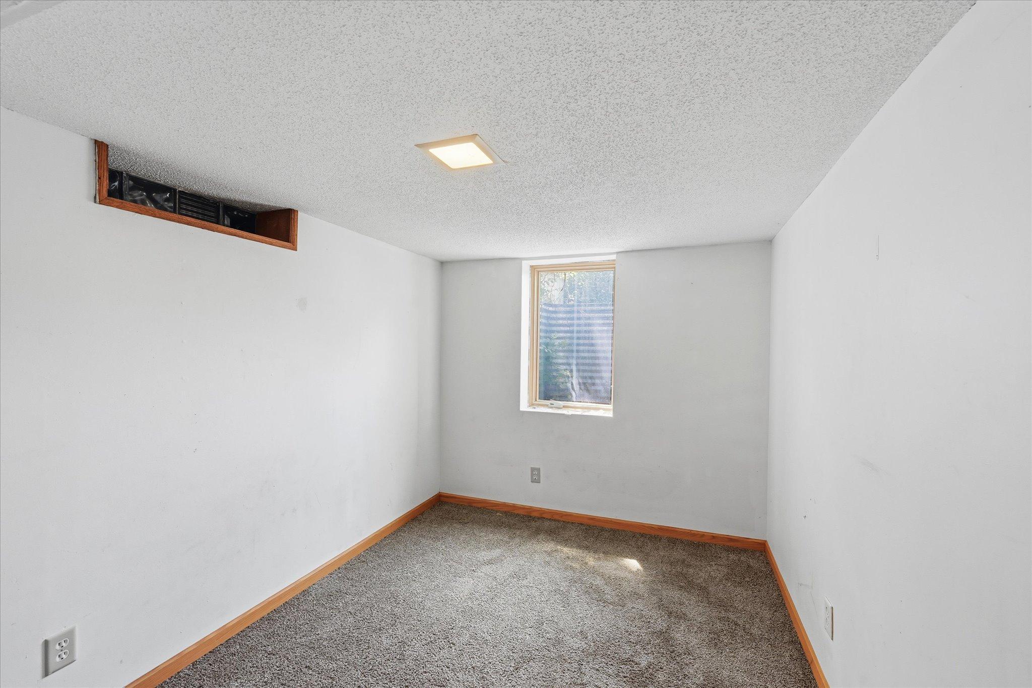 View of Residential at 570 Ironton Street, Fridley MN 55432, Fridley (12 of 21) - Mike Wilen | Minnesota Team Real Estate