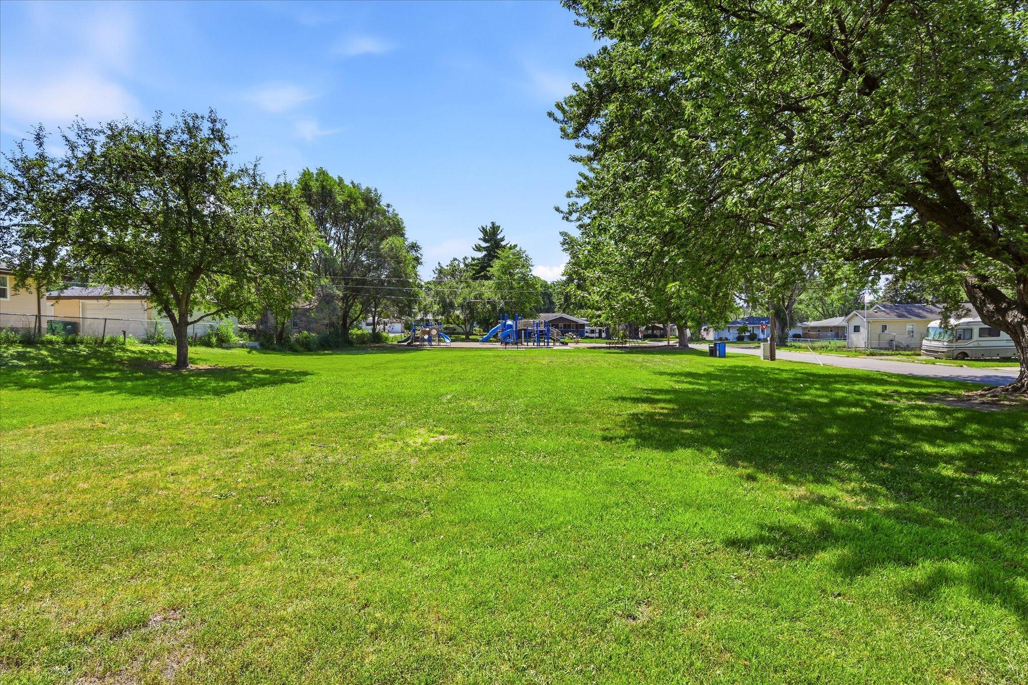 View of Residential at 570 Ironton Street, Fridley MN 55432, Fridley (18 of 21) - Mike Wilen | Minnesota Team Real Estate