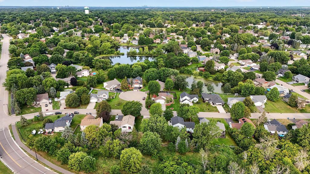 View of Residential at 2635 Hydram Avenue, Oakdale MN 55128, Oakdale (39 of 43) - Mike Wilen | Minnesota Team Real Estate