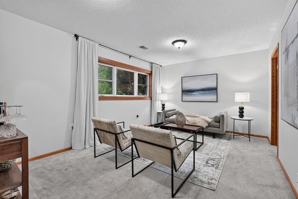 View of Residential at 2635 Hydram Avenue, Oakdale MN 55128, Oakdale (28 of 43) - Mike Wilen | Minnesota Team Real Estate