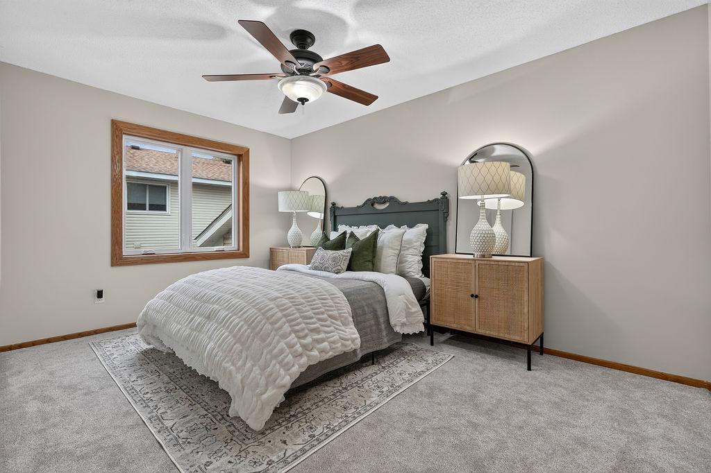 View of Residential at 2635 Hydram Avenue, Oakdale MN 55128, Oakdale (21 of 43) - Mike Wilen | Minnesota Team Real Estate