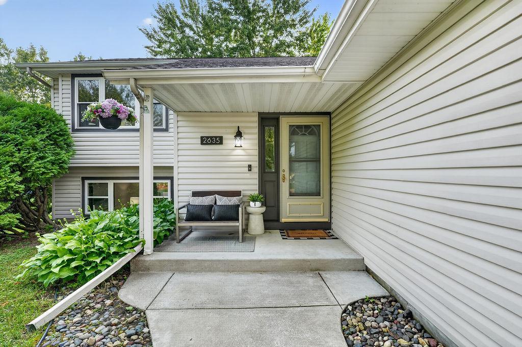 View of Residential at 2635 Hydram Avenue, Oakdale MN 55128, Oakdale (3 of 43) - Mike Wilen | Minnesota Team Real Estate
