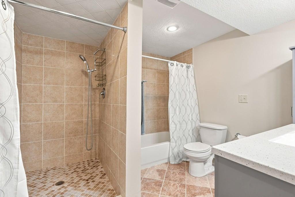 View of Residential at 970 Pontiac Lane, Chanhassen MN 55317, Chanhassen (20 of 25) - Mike Wilen | Minnesota Team Real Estate