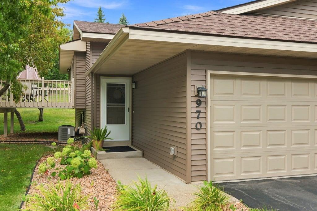 View of Residential at 970 Pontiac Lane, Chanhassen MN 55317, Chanhassen (23 of 25) - Mike Wilen | Minnesota Team Real Estate