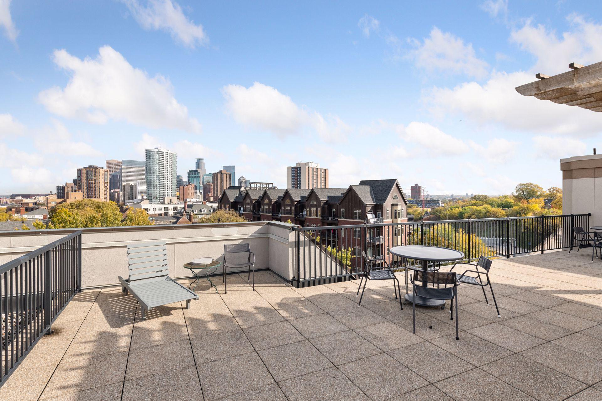 View of Residential at 317 Groveland Avenue #116, Minneapolis MN 55403, Minneapolis (39 of 43) - Mike Wilen | Minnesota Team Real Estate