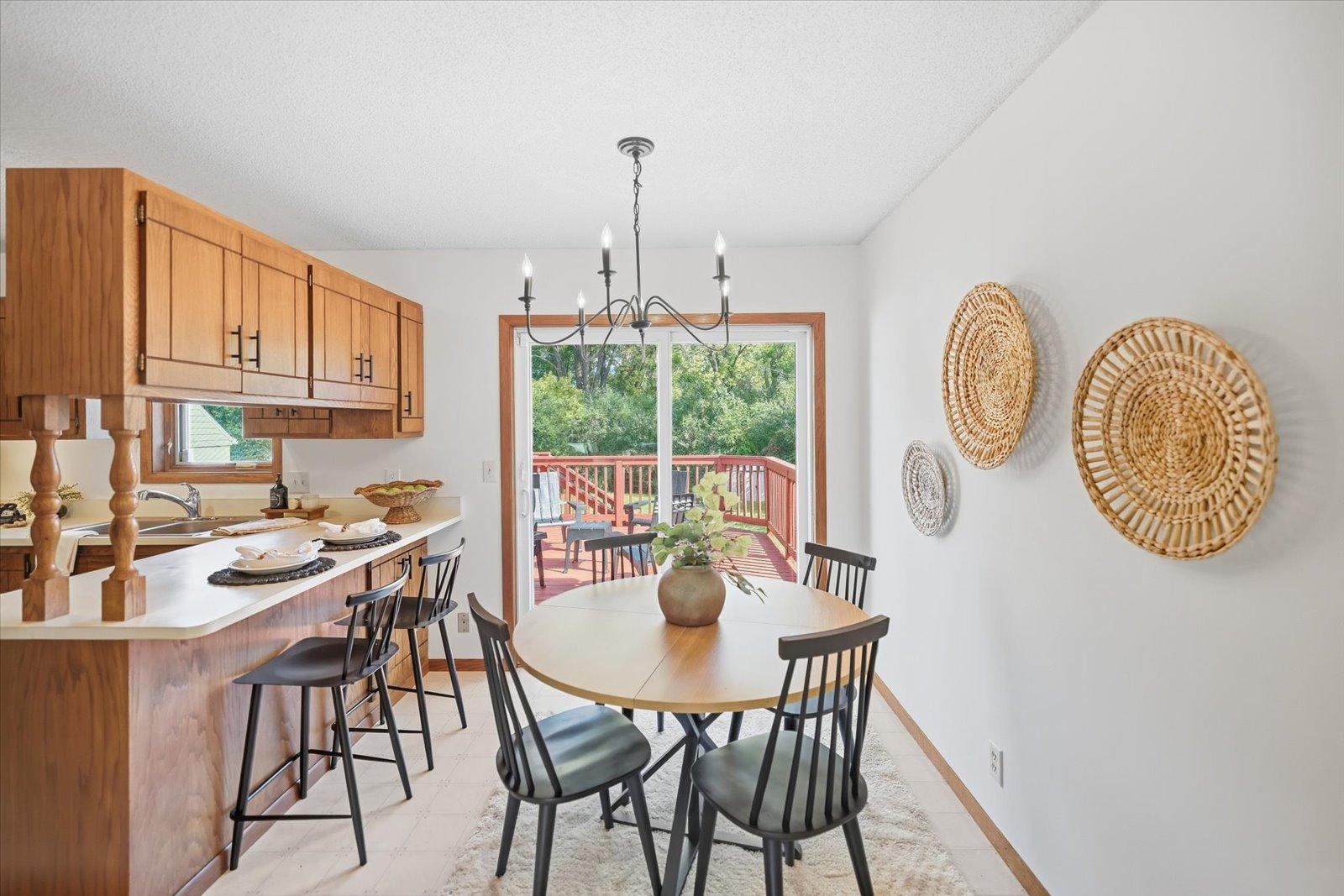 View of Residential at 1420 Sylvan Street, Saint Paul MN 55117, Saint Paul (8 of 30) - Mike Wilen | Minnesota Team Real Estate