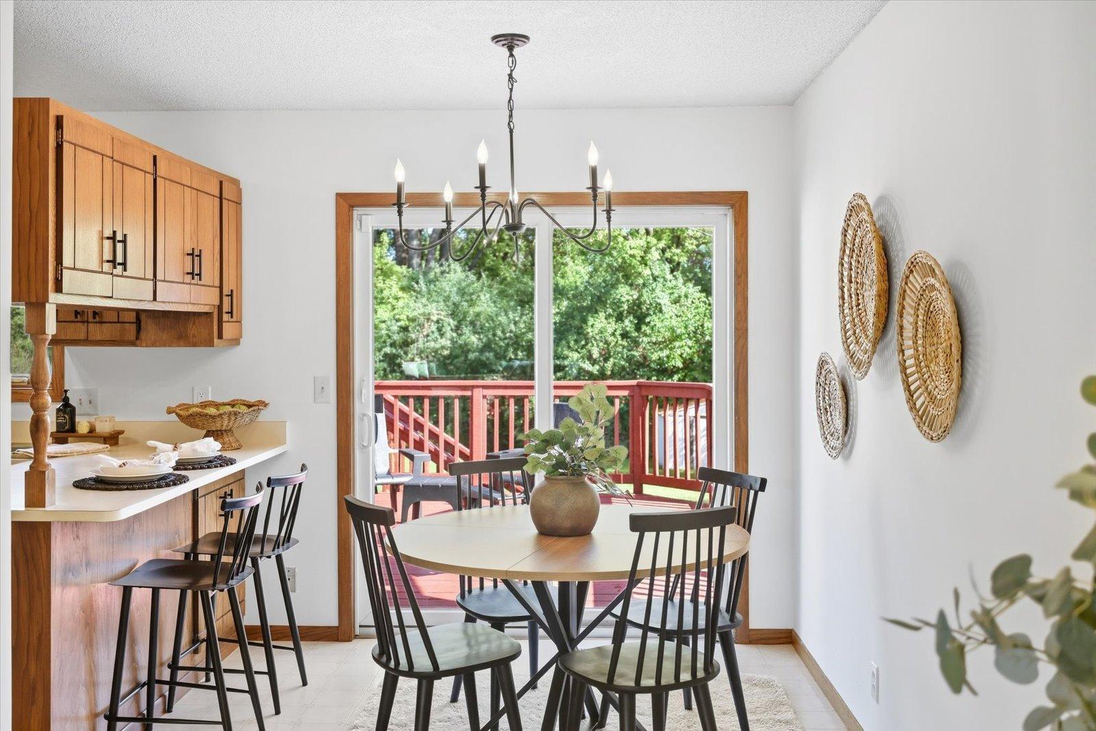 View of Residential at 1420 Sylvan Street, Saint Paul MN 55117, Saint Paul (7 of 30) - Mike Wilen | Minnesota Team Real Estate