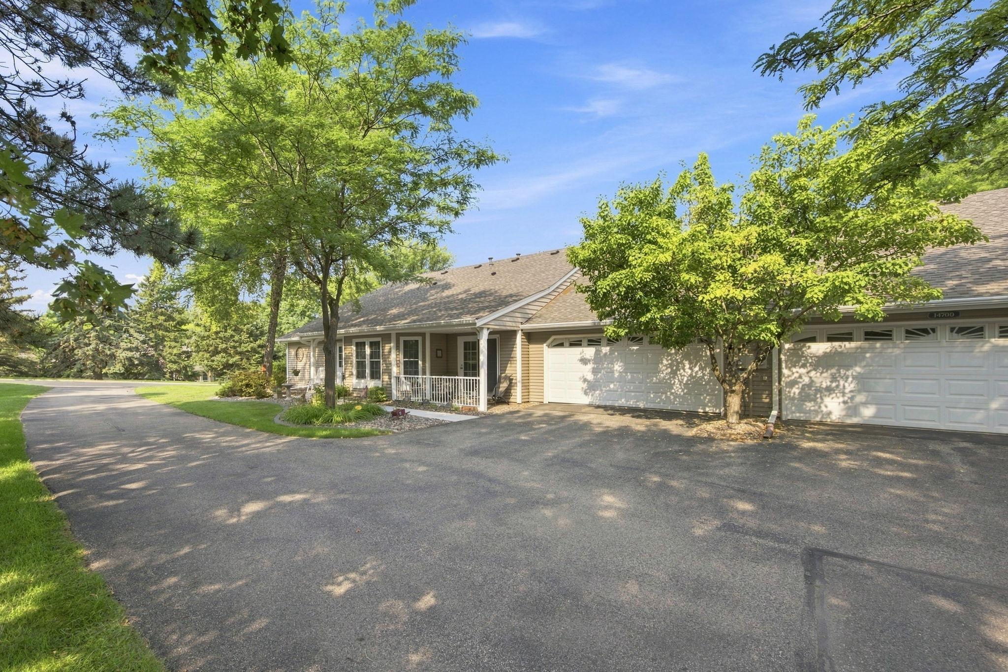 View of Residential at 14702 Oak Run Lane, Burnsville MN 55306, Burnsville (24 of 25) - Mike Wilen | Minnesota Team Real Estate