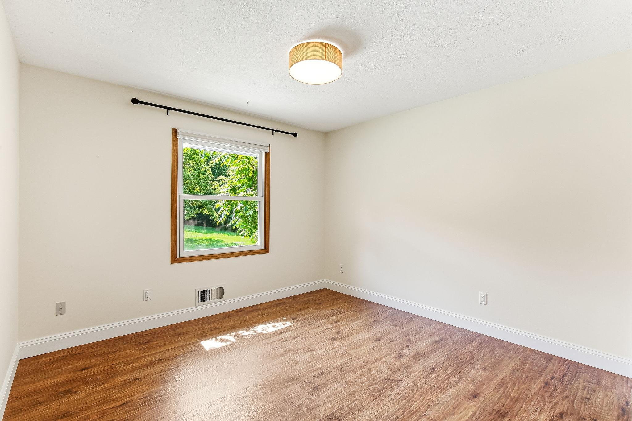 View of Residential at 6108 Whited Avenue, Minnetonka MN 55345, Minnetonka (22 of 48) - Mike Wilen | Minnesota Team Real Estate