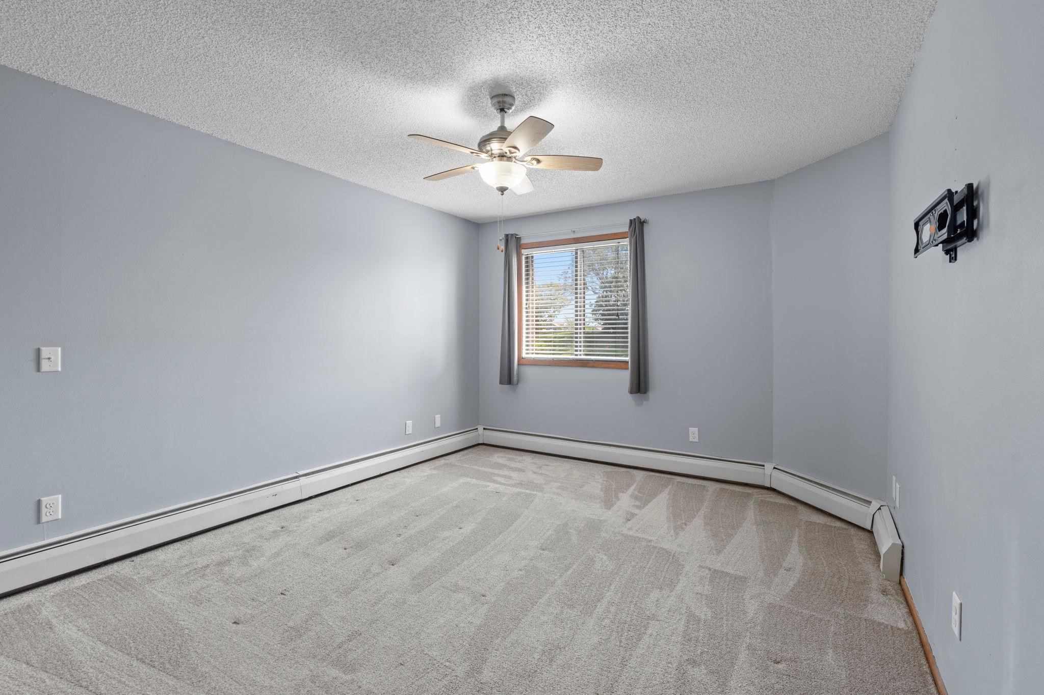 View of Residential at 14847 Endicott Way #107, Apple Valley MN 55124, Apple Valley (11 of 17) - Mike Wilen | Minnesota Team Real Estate
