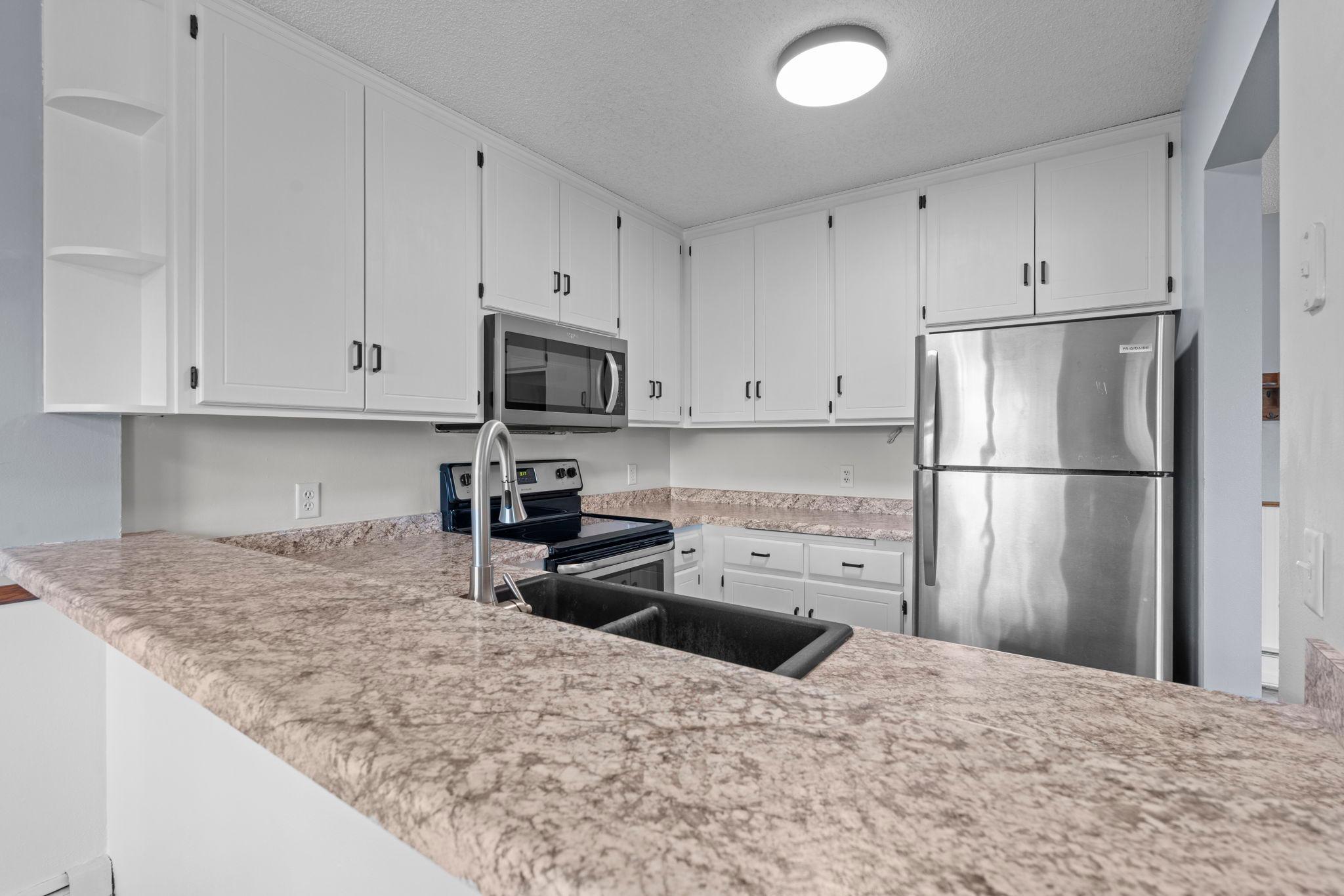 View of Residential at 14847 Endicott Way #107, Apple Valley MN 55124, Apple Valley (5 of 17) - Mike Wilen | Minnesota Team Real Estate