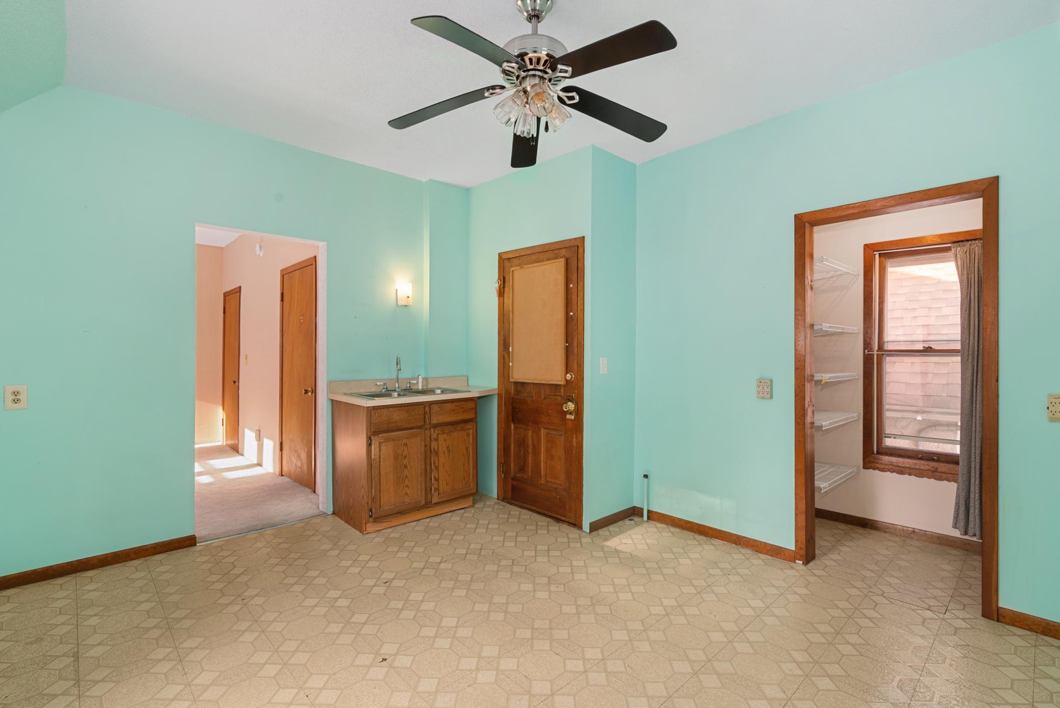 View of Residential at 922 Beech Street, Saint Paul MN 55106, Saint Paul (14 of 30) - Mike Wilen | Minnesota Team Real Estate
