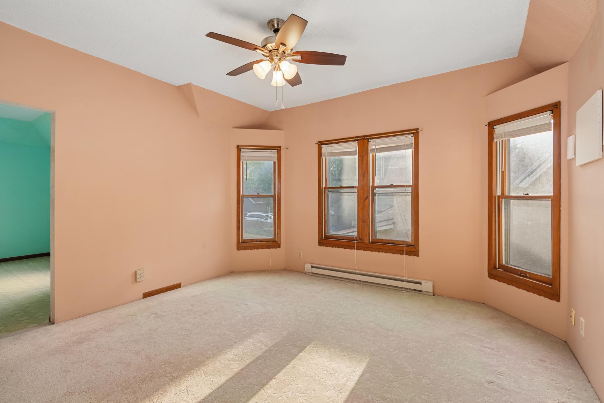 View of Residential at 922 Beech Street, Saint Paul MN 55106, Saint Paul (12 of 30) - Mike Wilen | Minnesota Team Real Estate