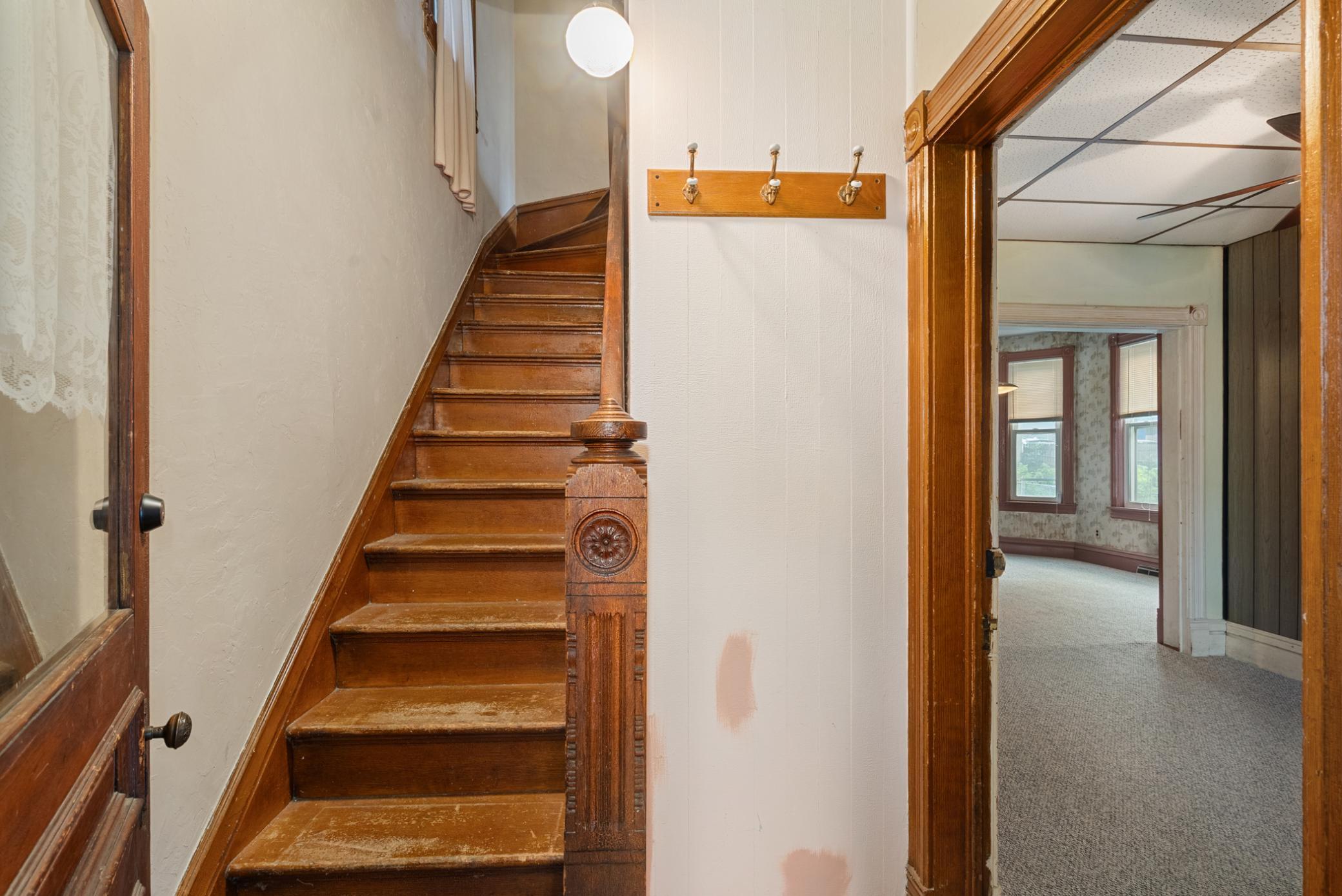View of Residential at 922 Beech Street, Saint Paul MN 55106, Saint Paul (8 of 30) - Mike Wilen | Minnesota Team Real Estate