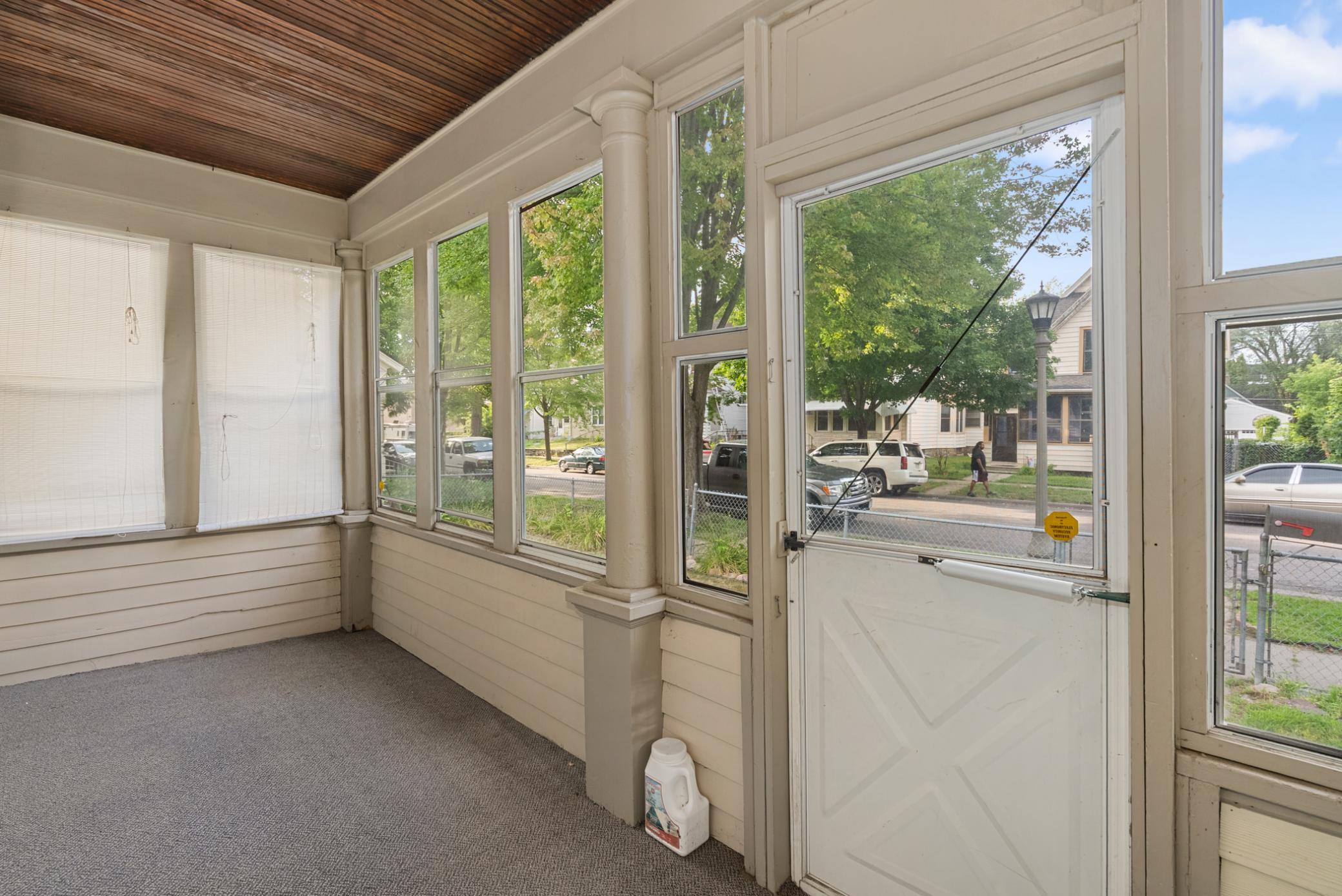 View of Residential at 922 Beech Street, Saint Paul MN 55106, Saint Paul (7 of 30) - Mike Wilen | Minnesota Team Real Estate