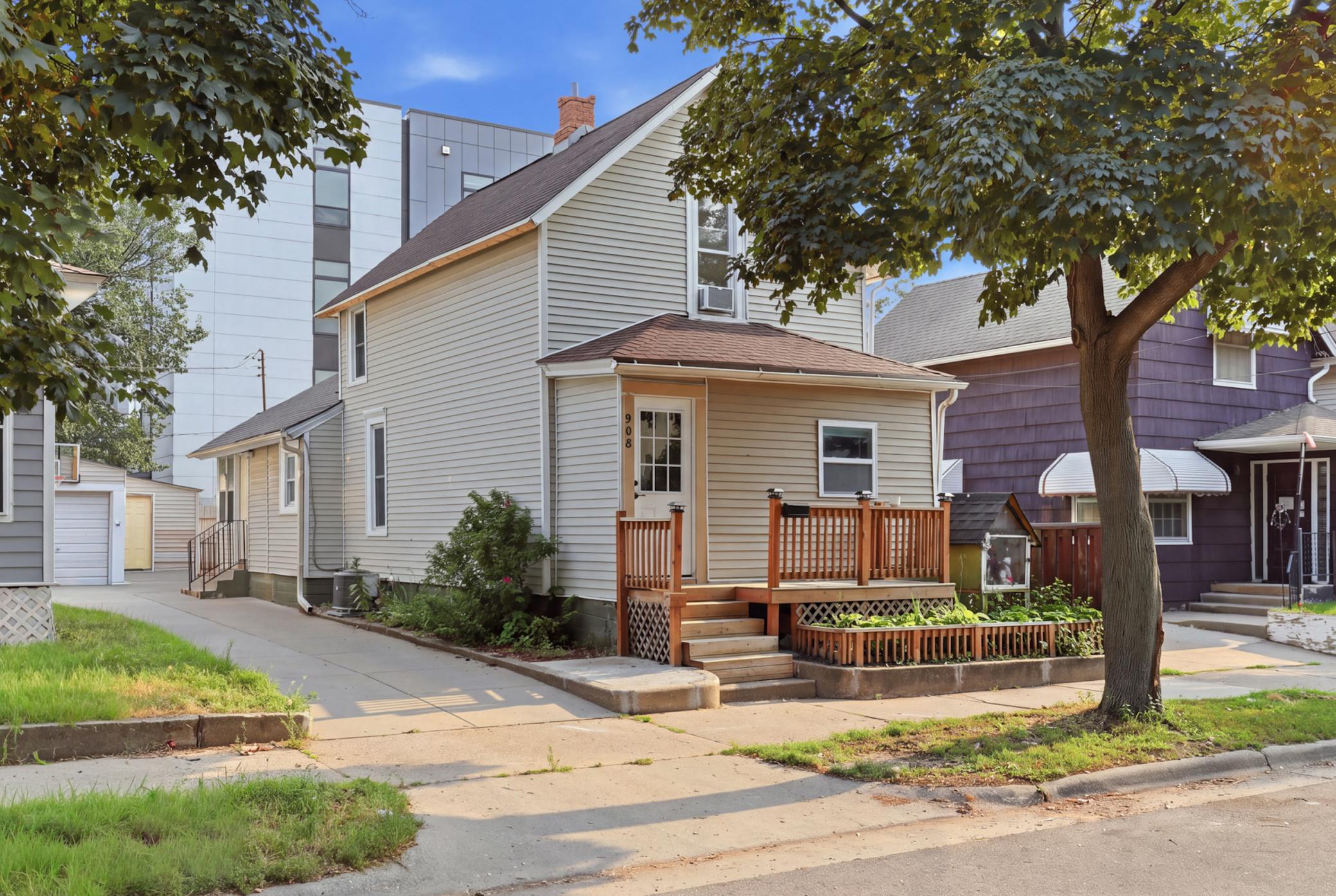 View of Residential at 908 19th Avenue, Minneapolis MN 55418, Minneapolis - Mike Wilen | Minnesota Team Real Estate