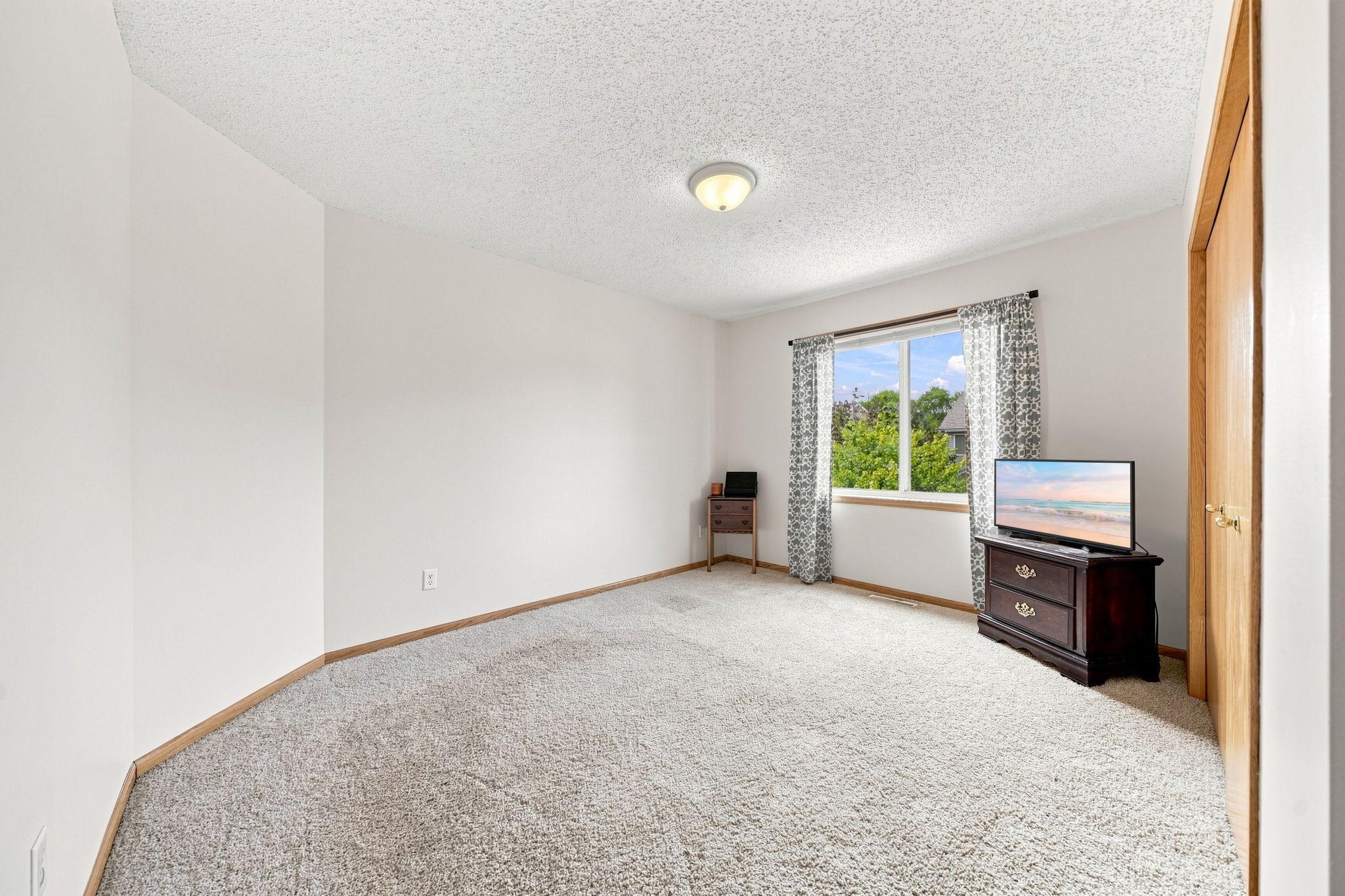 View of Residential at 1241 Willow Trail, Farmington MN 55024, Farmington (12 of 30) - Mike Wilen | Minnesota Team Real Estate