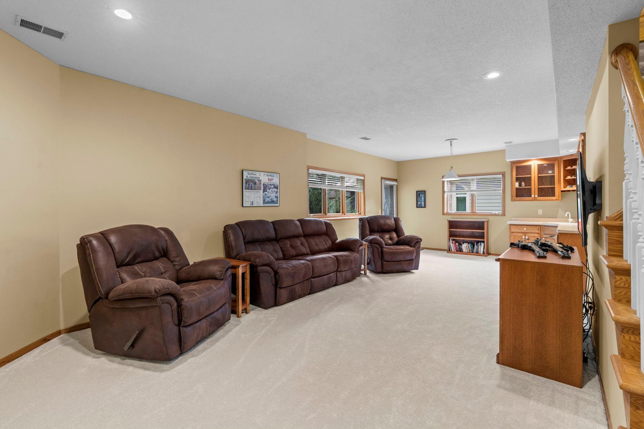 View of Residential at 39 Marcin Hill, Burnsville MN 55337, Burnsville (46 of 78) - Mike Wilen | Minnesota Team Real Estate