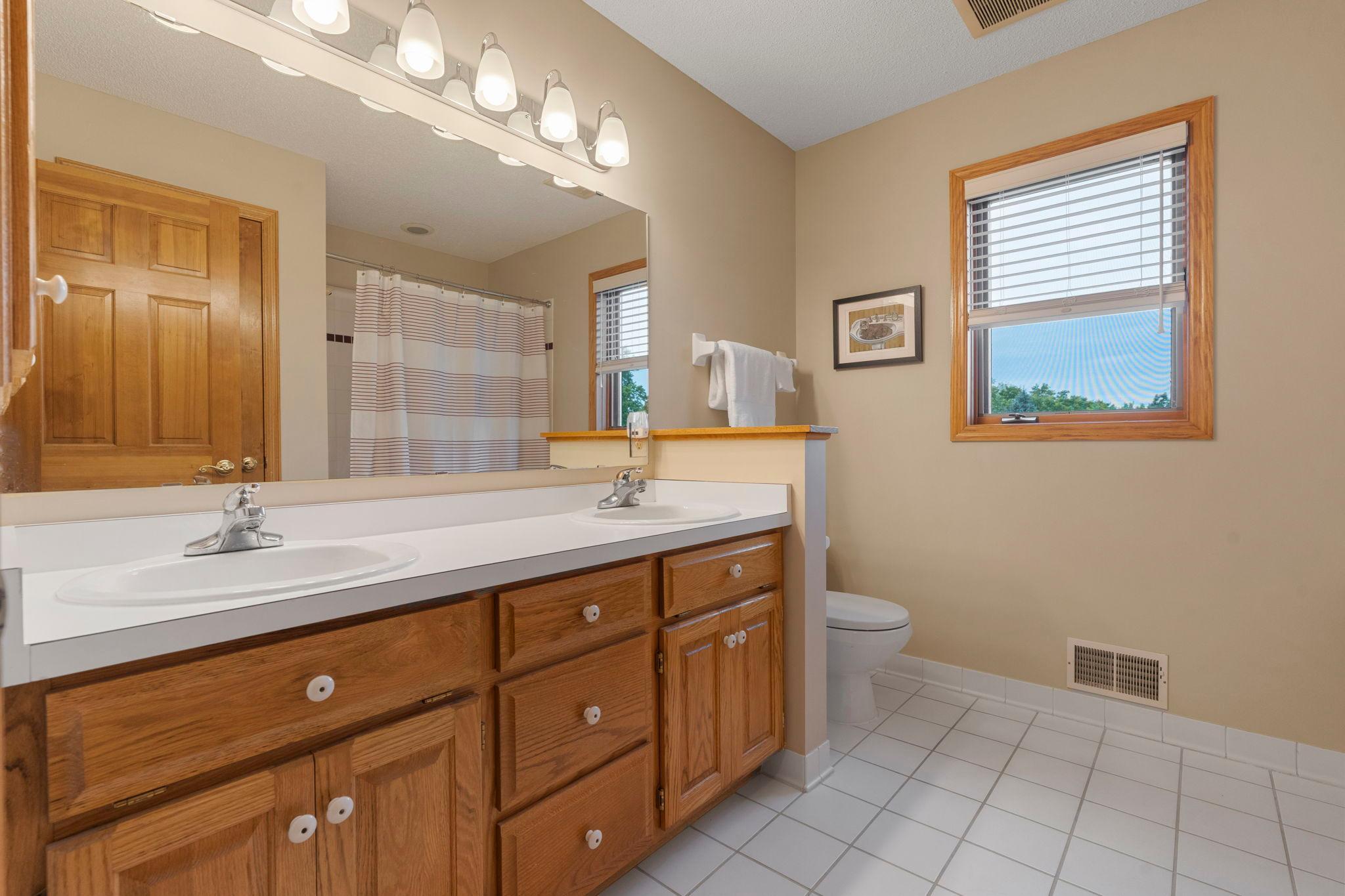View of Residential at 39 Marcin Hill, Burnsville MN 55337, Burnsville (42 of 78) - Mike Wilen | Minnesota Team Real Estate