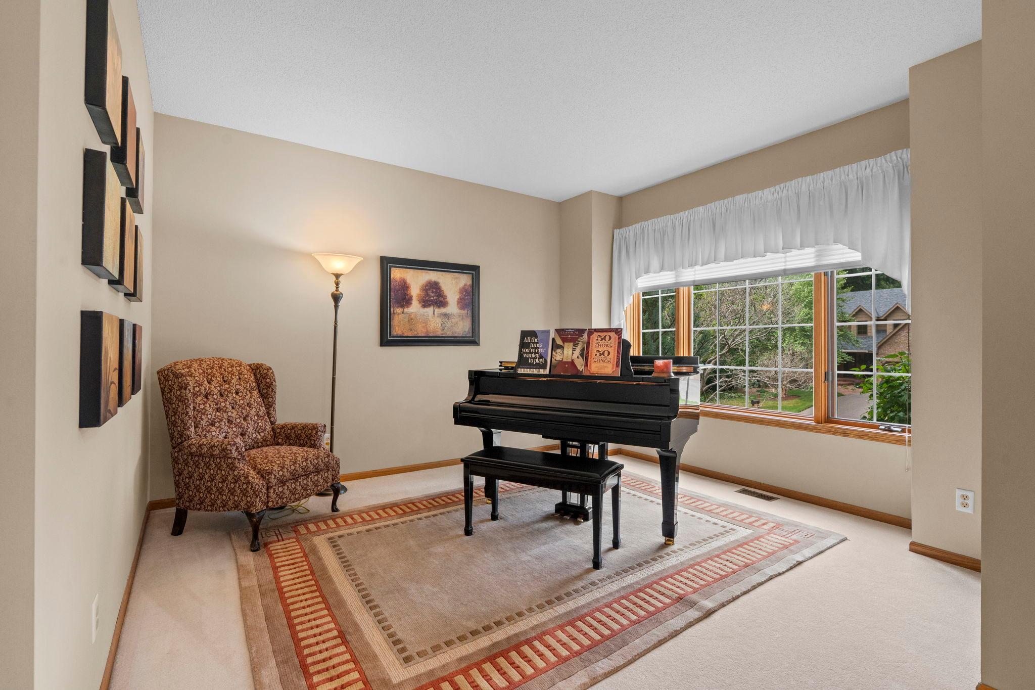 View of Residential at 39 Marcin Hill, Burnsville MN 55337, Burnsville (8 of 78) - Mike Wilen | Minnesota Team Real Estate
