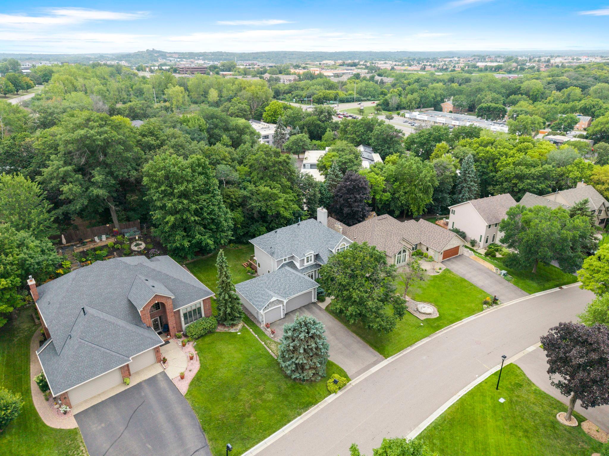 View of Residential at 39 Marcin Hill, Burnsville MN 55337, Burnsville (74 of 78) - Mike Wilen | Minnesota Team Real Estate