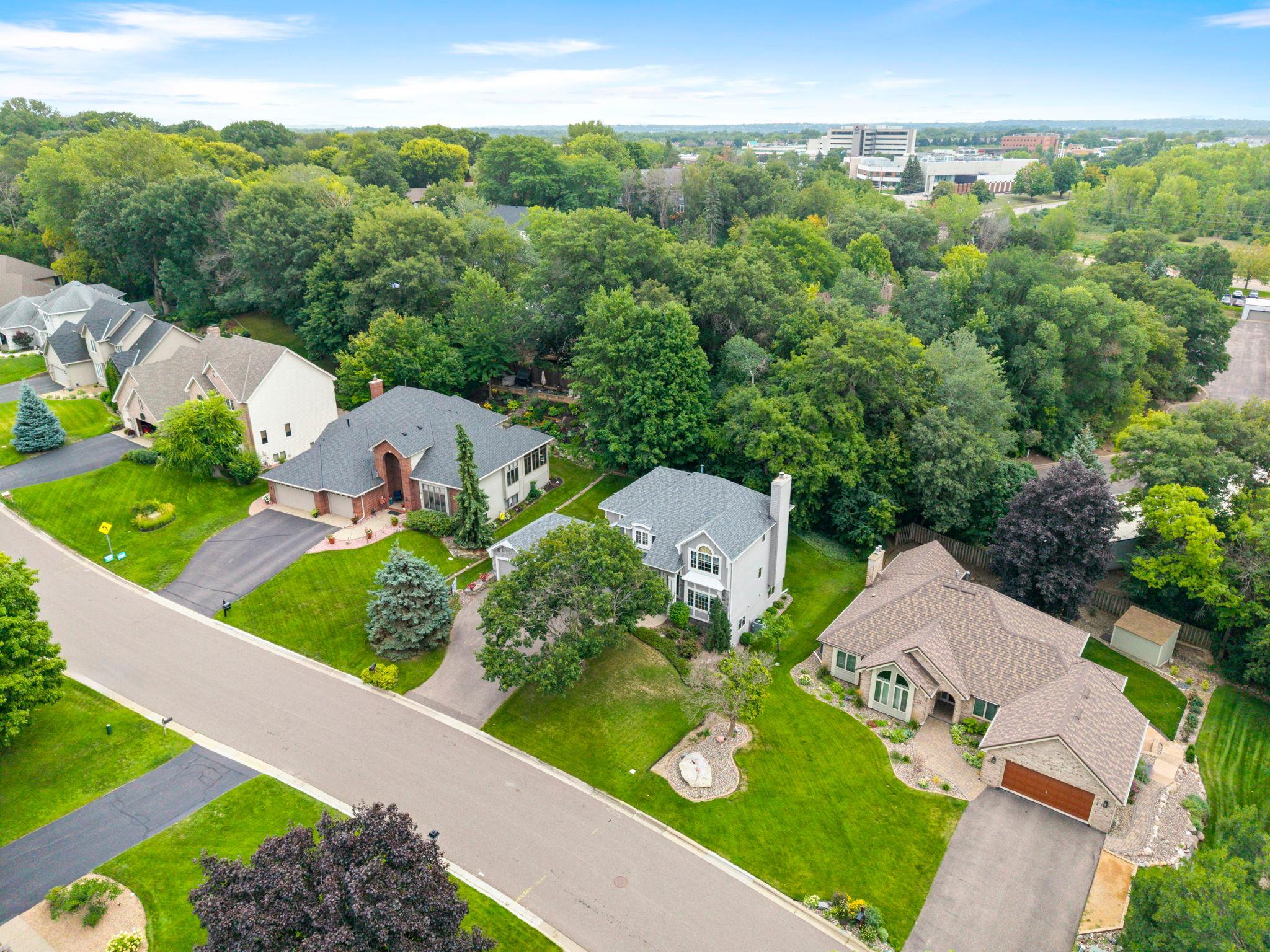 View of Residential at 39 Marcin Hill, Burnsville MN 55337, Burnsville (73 of 78) - Mike Wilen | Minnesota Team Real Estate