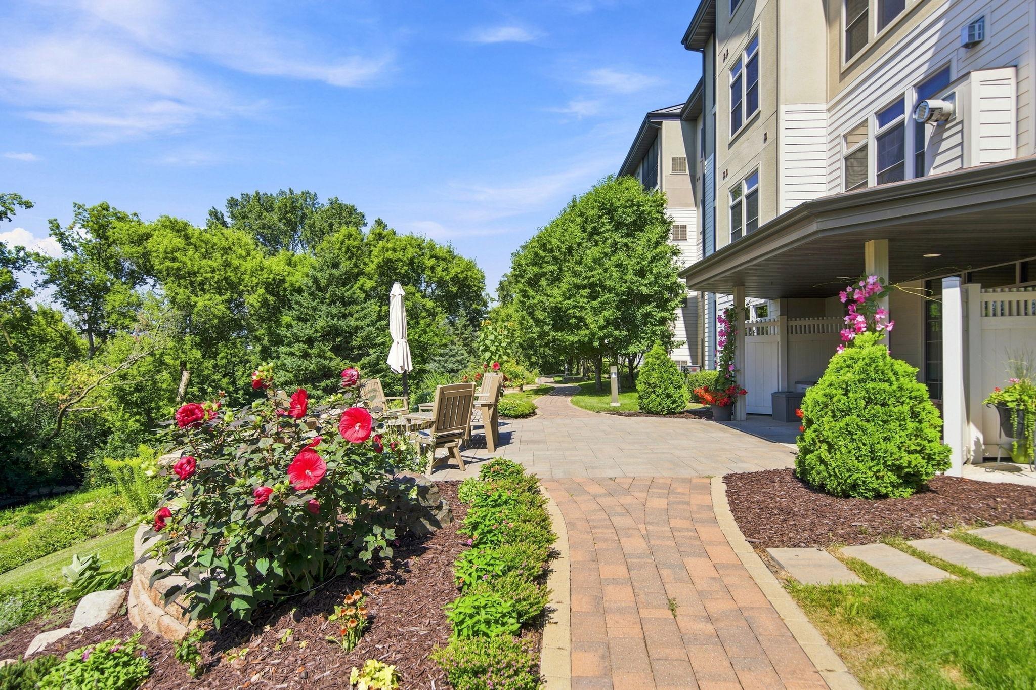 View of Residential at 7100 Metro Boulevard #213, Edina MN 55439, Edina (33 of 68) - Mike Wilen | Minnesota Team Real Estate