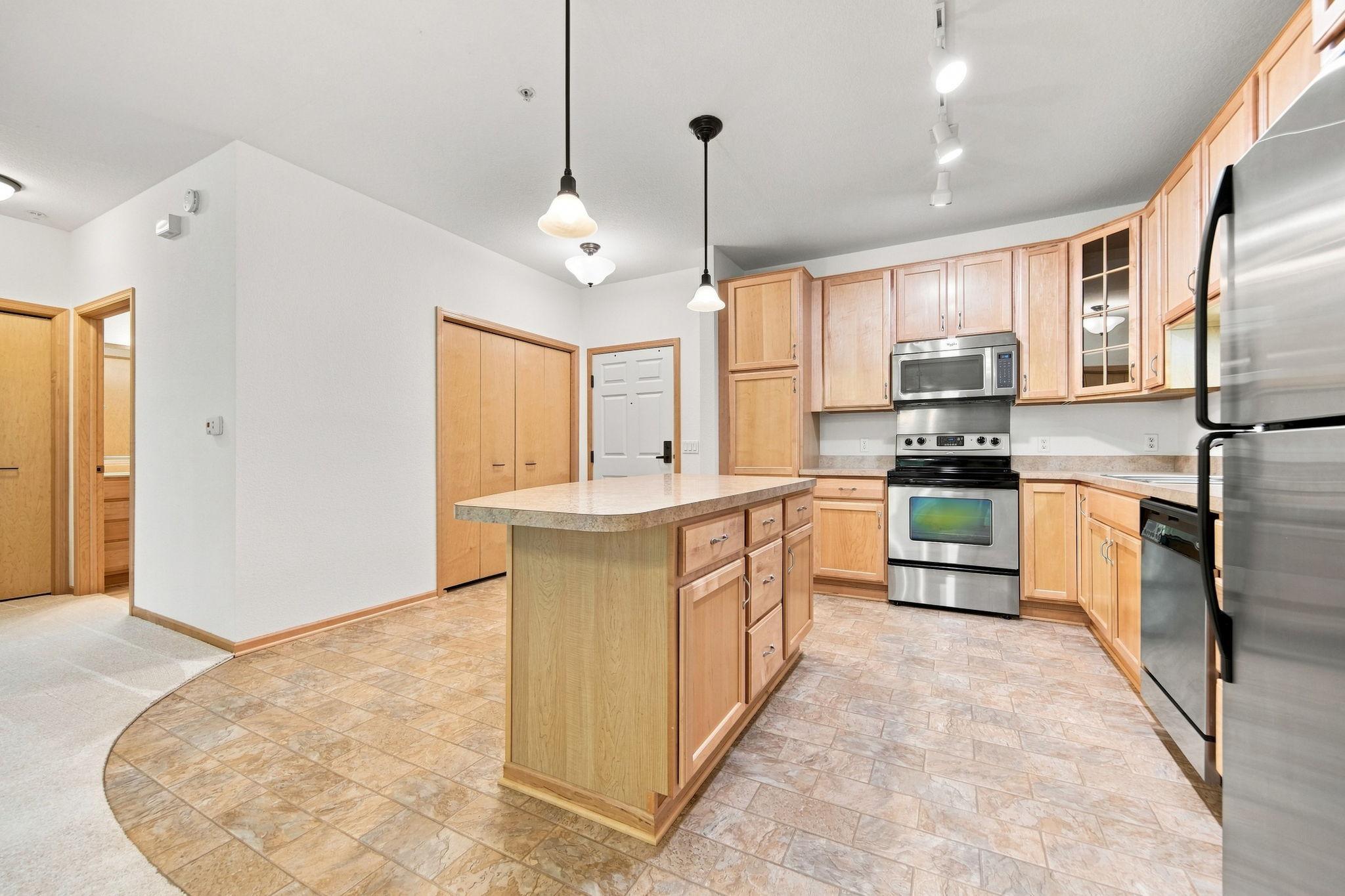 View of Residential at 7100 Metro Boulevard #213, Edina MN 55439, Edina (8 of 68) - Mike Wilen | Minnesota Team Real Estate