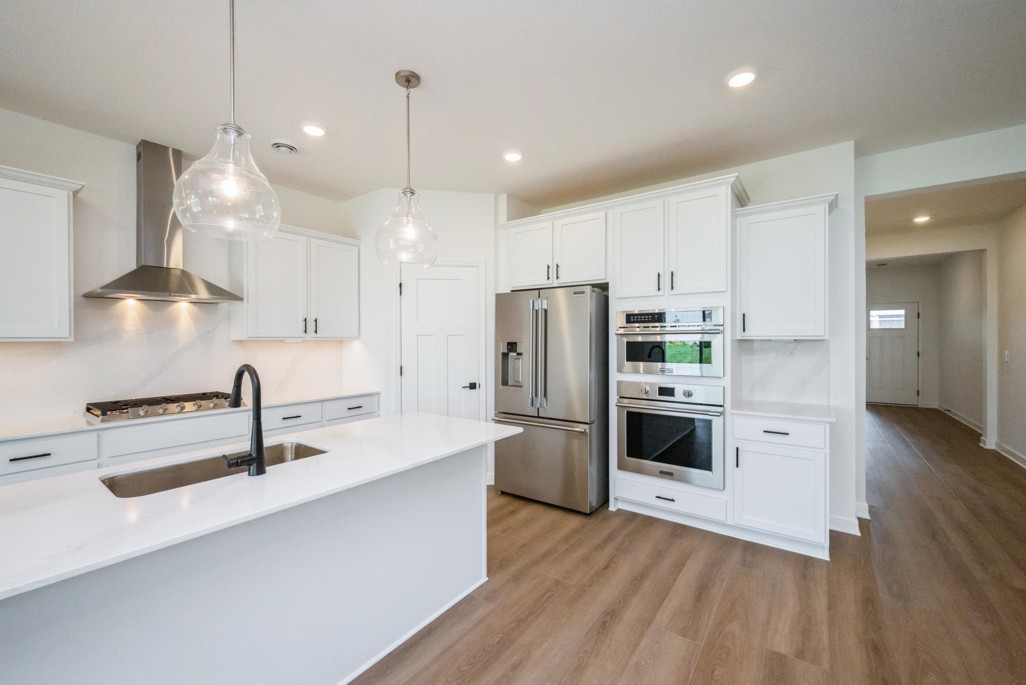 View of Residential at 5200 Long Pointe Bay, Woodbury MN 55129, Woodbury (11 of 26) - Mike Wilen | Minnesota Team Real Estate
