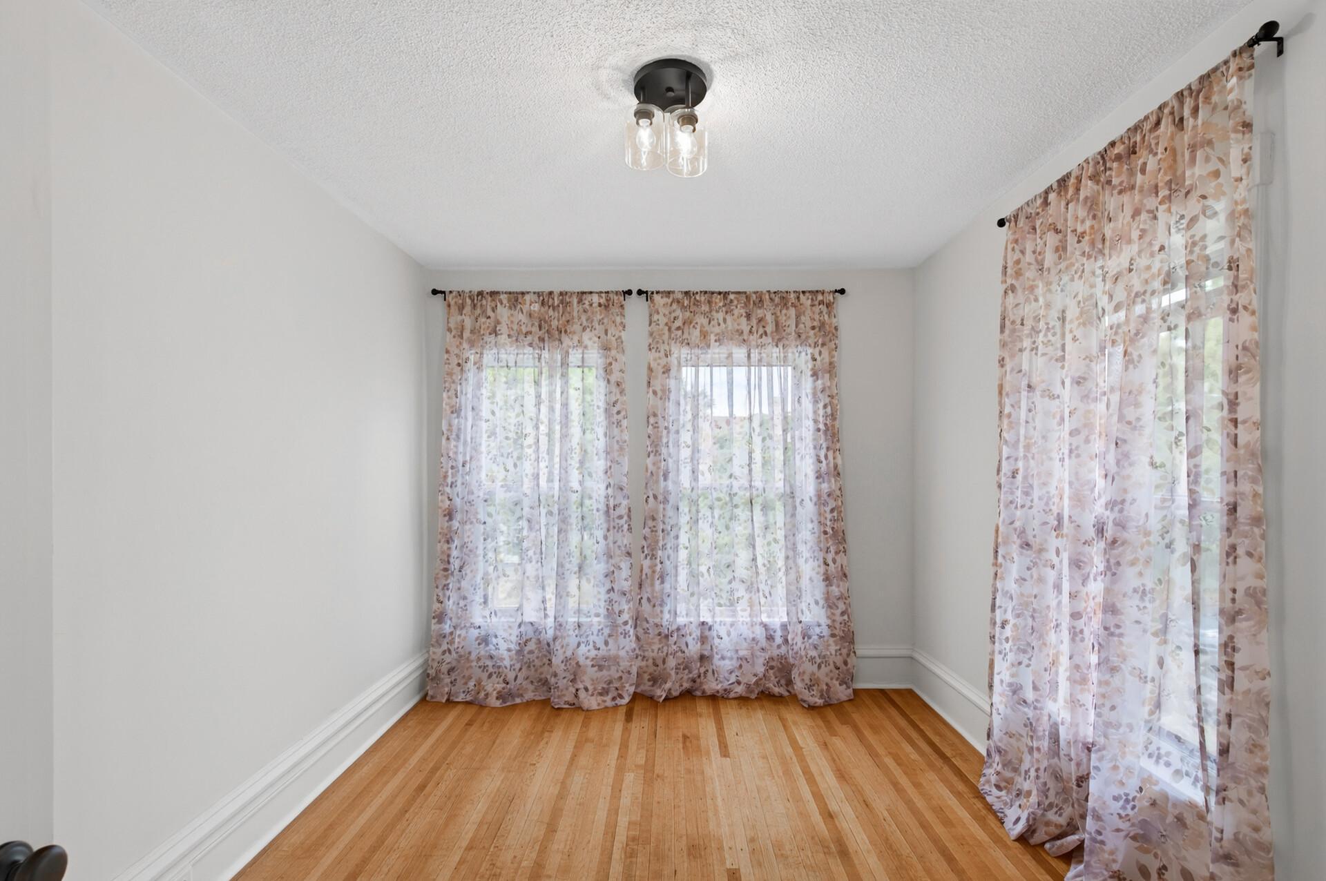 View of Residential Income at 1014 18 1/2 Avenue, Minneapolis MN 55418, Minneapolis (17 of 38) - Mike Wilen | Minnesota Team Real Estate