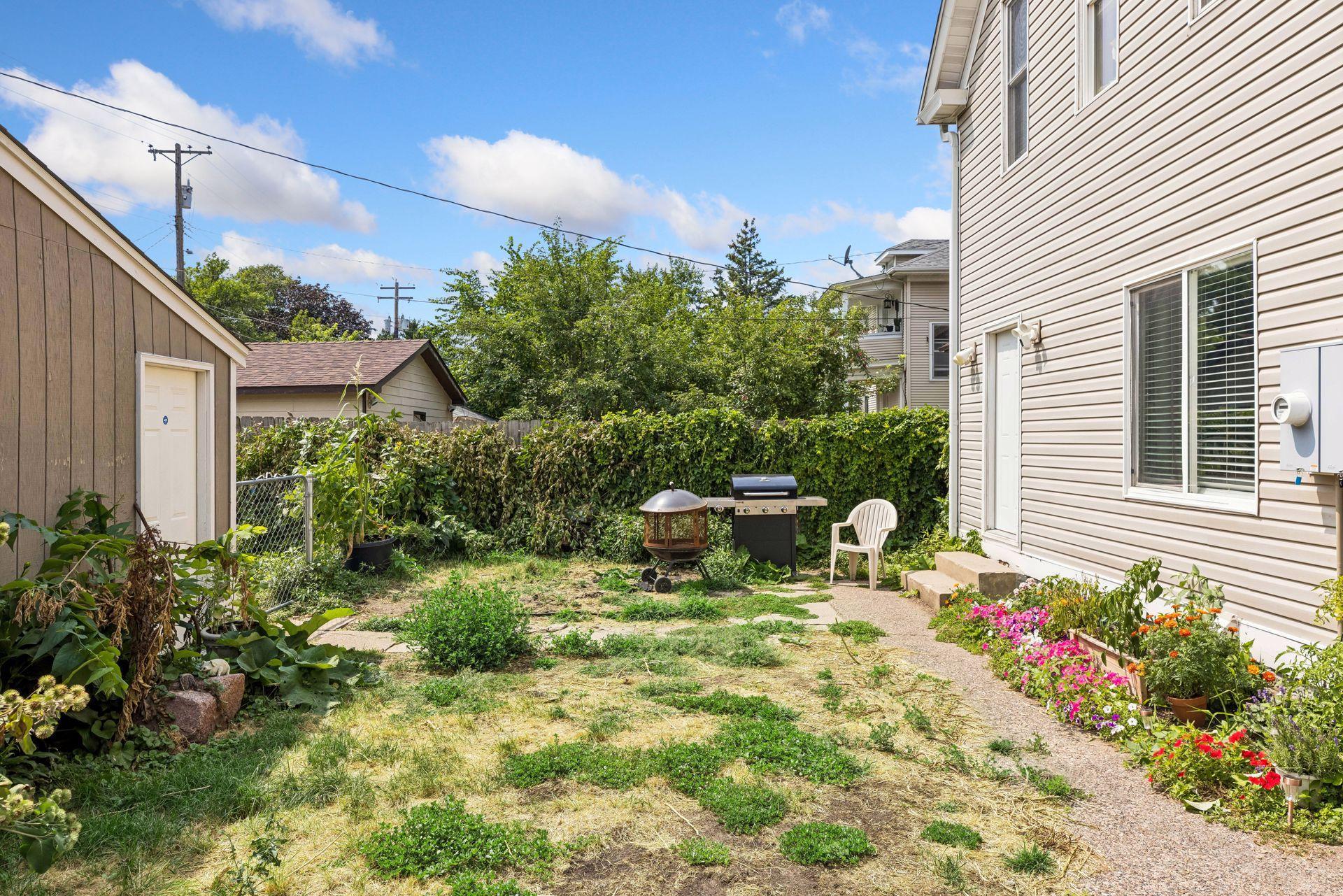 View of Residential Income at 1062 Front Avenue, Saint Paul MN 55103, Saint Paul (35 of 37) - Mike Wilen | Minnesota Team Real Estate