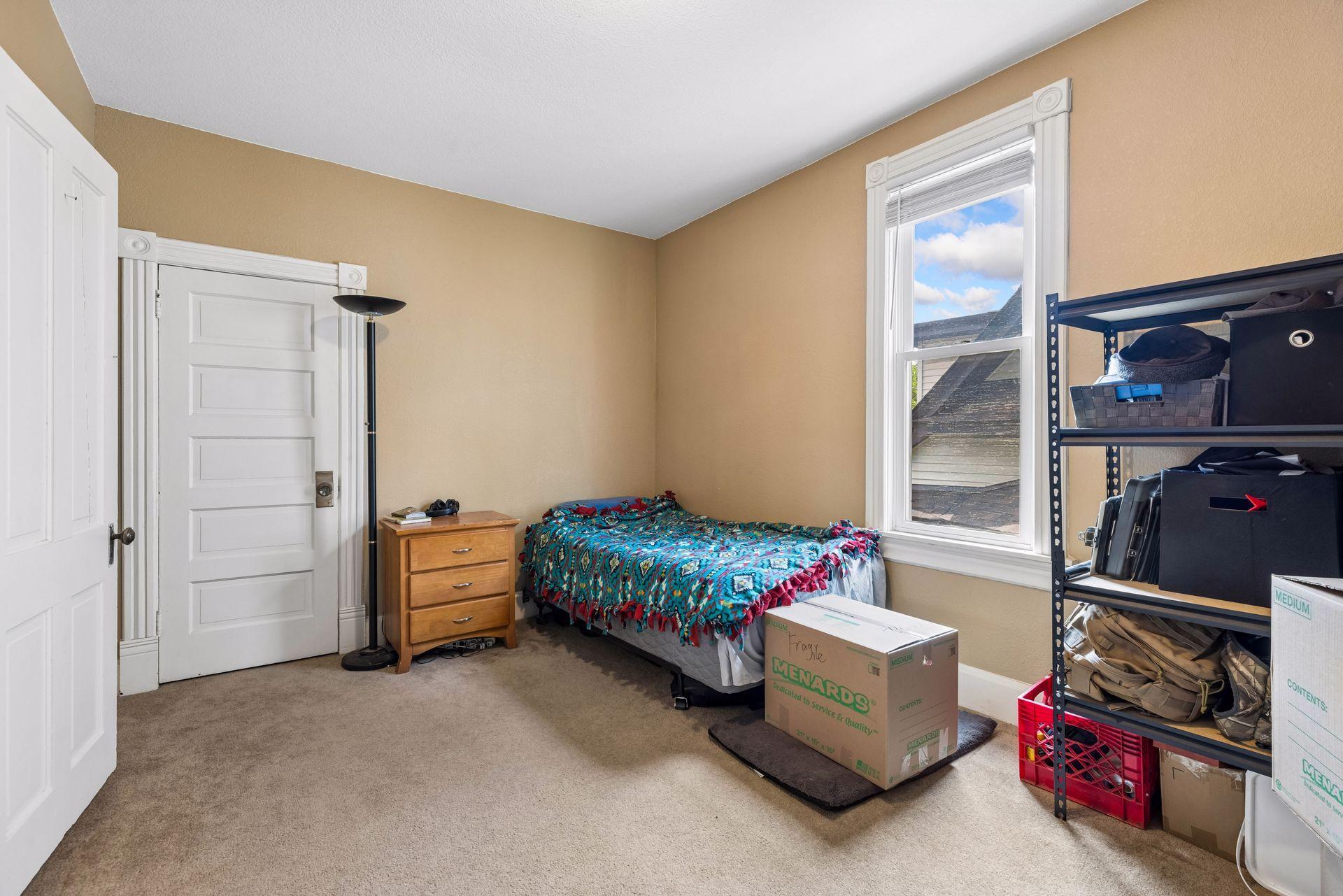 View of Residential Income at 1062 Front Avenue, Saint Paul MN 55103, Saint Paul (31 of 37) - Mike Wilen | Minnesota Team Real Estate